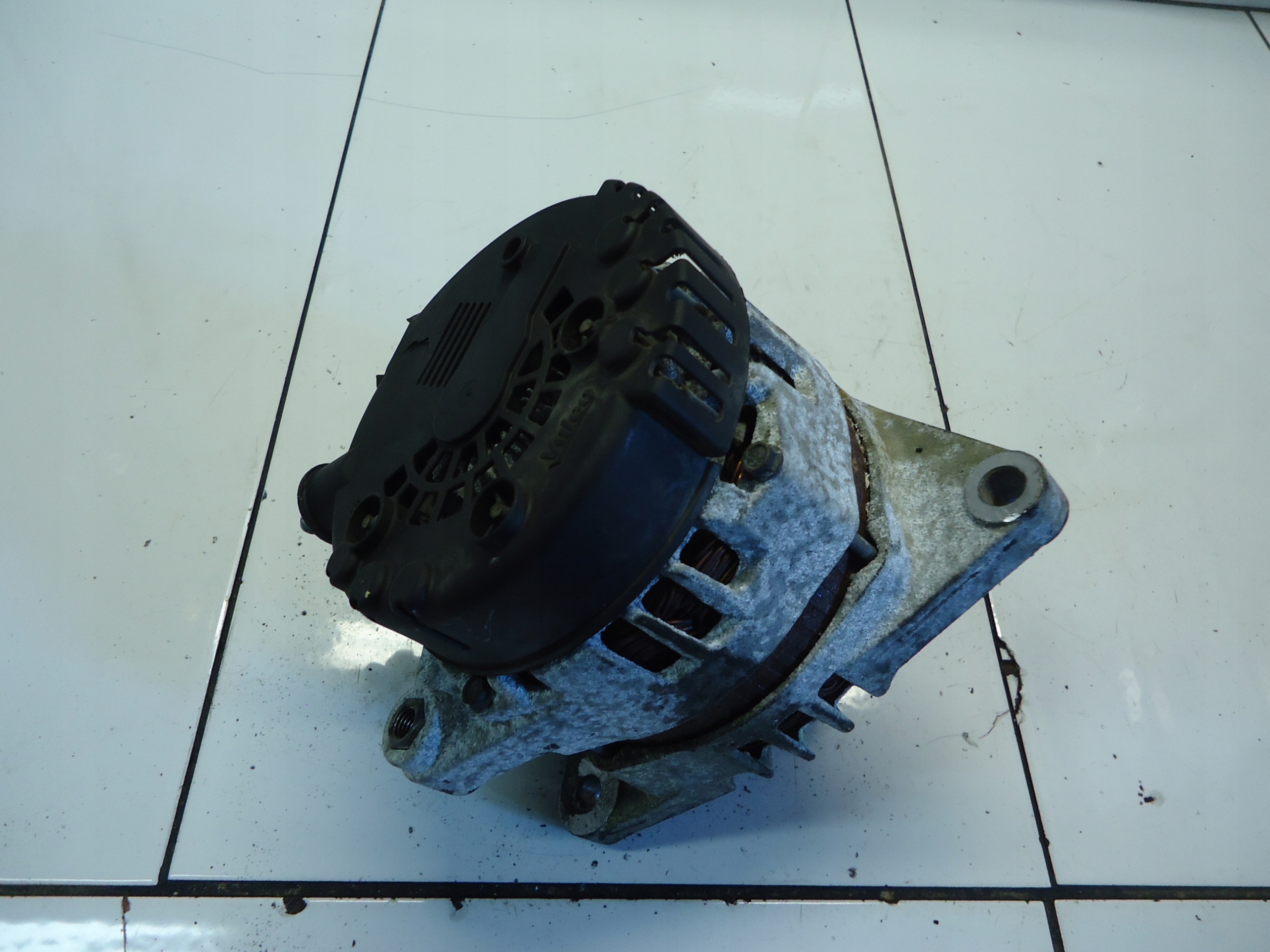 HYUNDAI I40 KIA OPTIMA 1.7 CRDI D4FD ALTERNATOR 37300-2A805