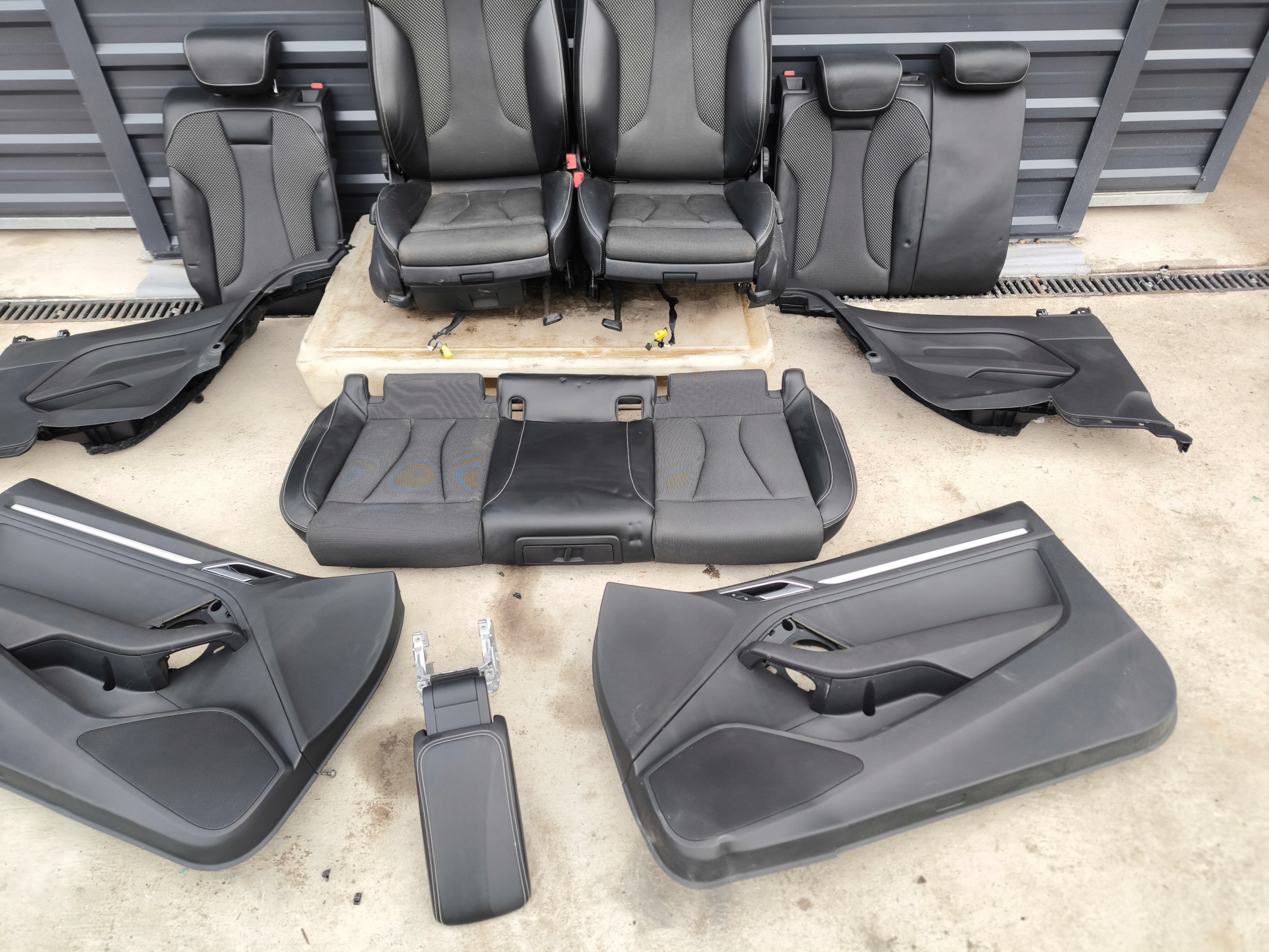 Sitz Sitze KOMPLET AUDI A3 8V 3-Tür Leder+MATERIAL S LINE *2 !!!
