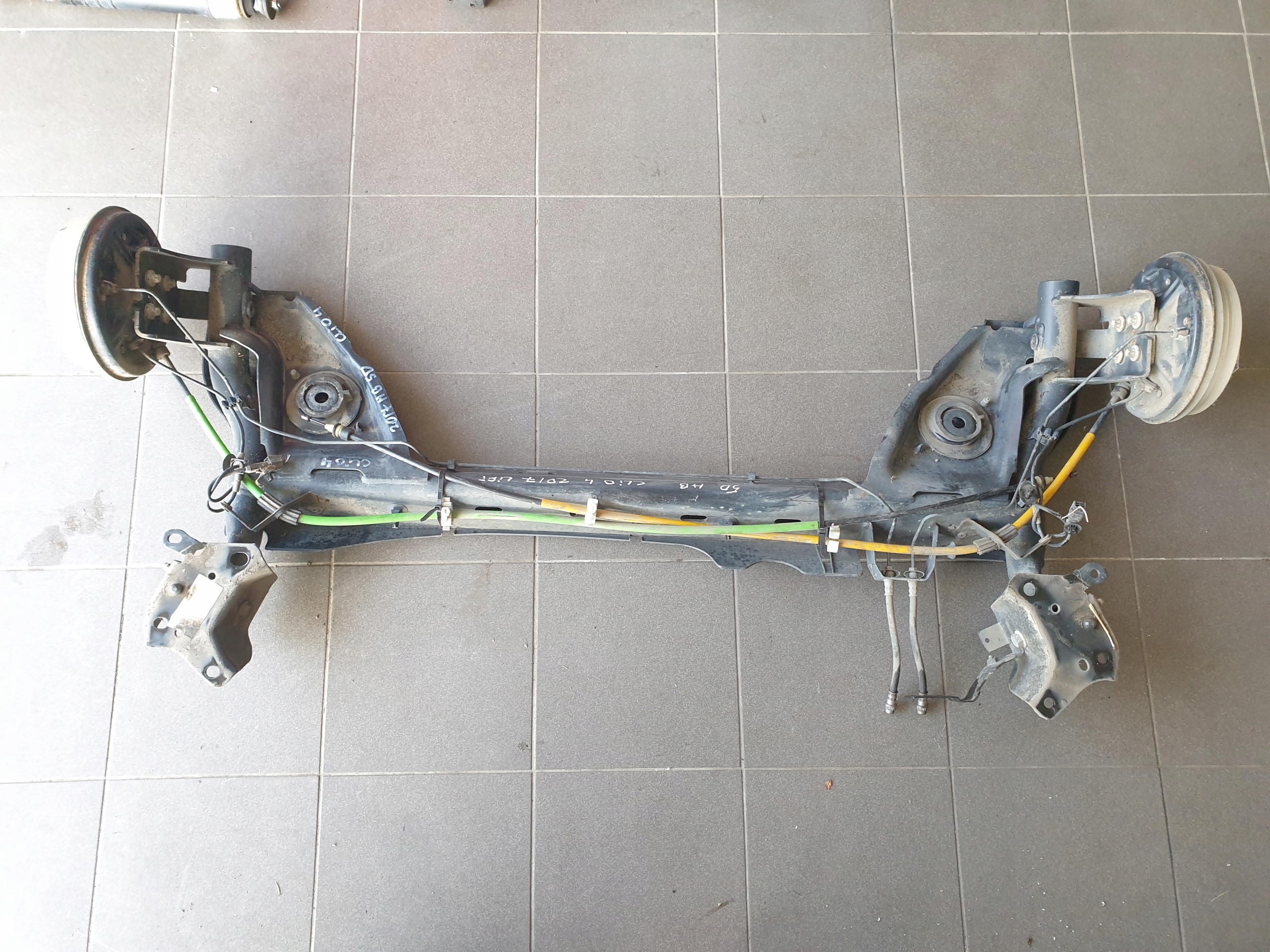 rear sider axis sususpension RENAULT CLIO 4 IV 2016- 5D HB