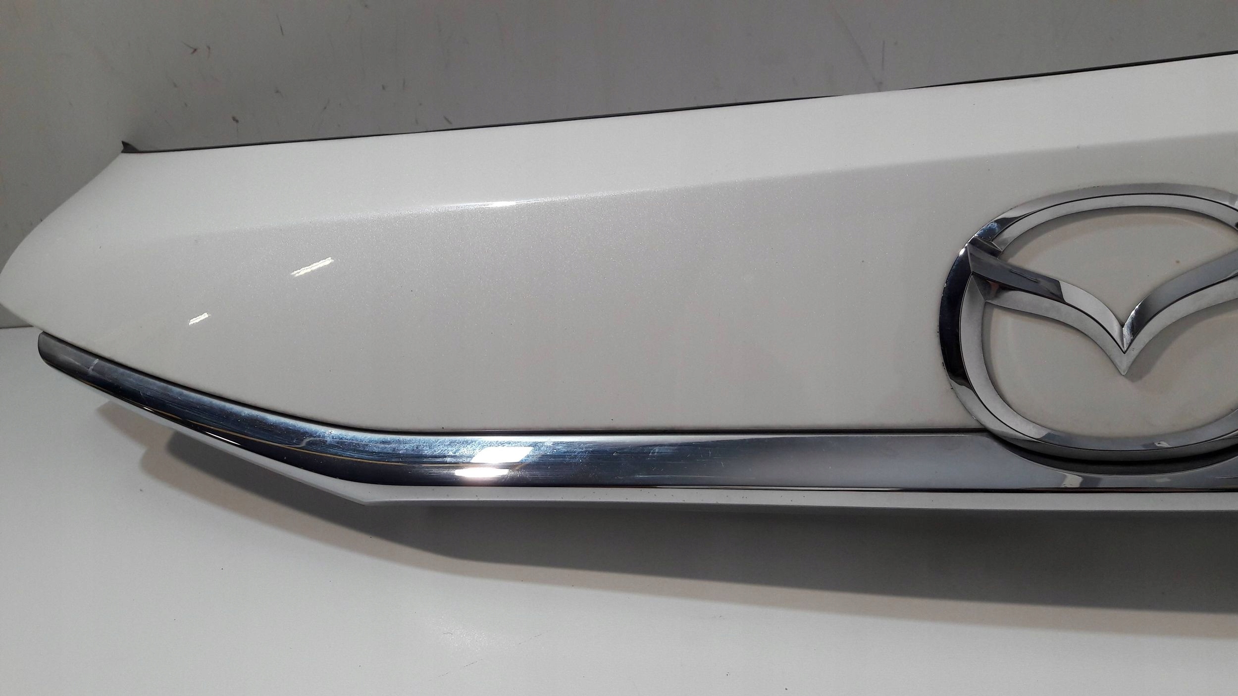 Mazda 6 GJ Couverture Arrière du capot GHP9-50810 (BL10)