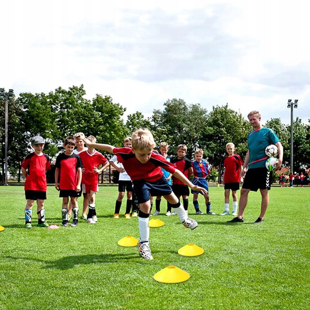 ZESTAW TRENINGOWY SPEED AGILITY, DRABINĘ ZWINNOŚCI, Z 12 STOŻKÓW DYSKOWYCH Długość 600 cm
