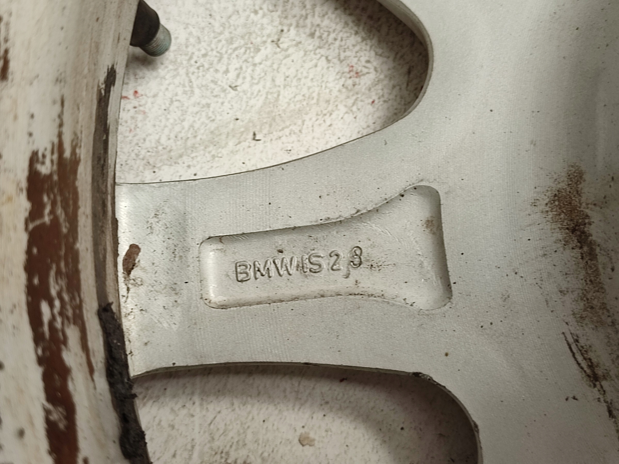 disk hliníkový BMW E38 5x120 / ET23 / 8J / 16" 1090224