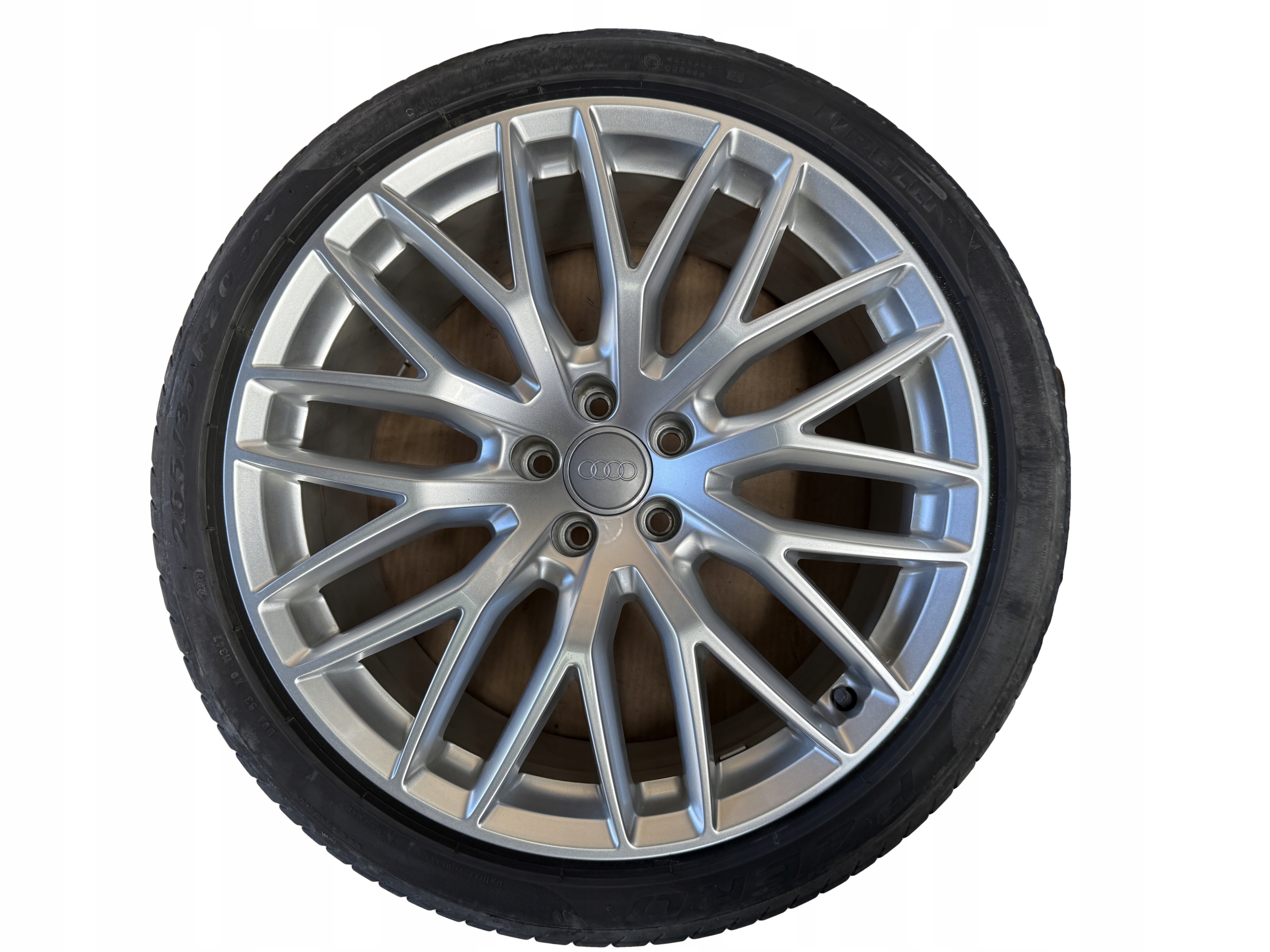AUDI A7 4G wheels discs 265/35R20 PIRELLI