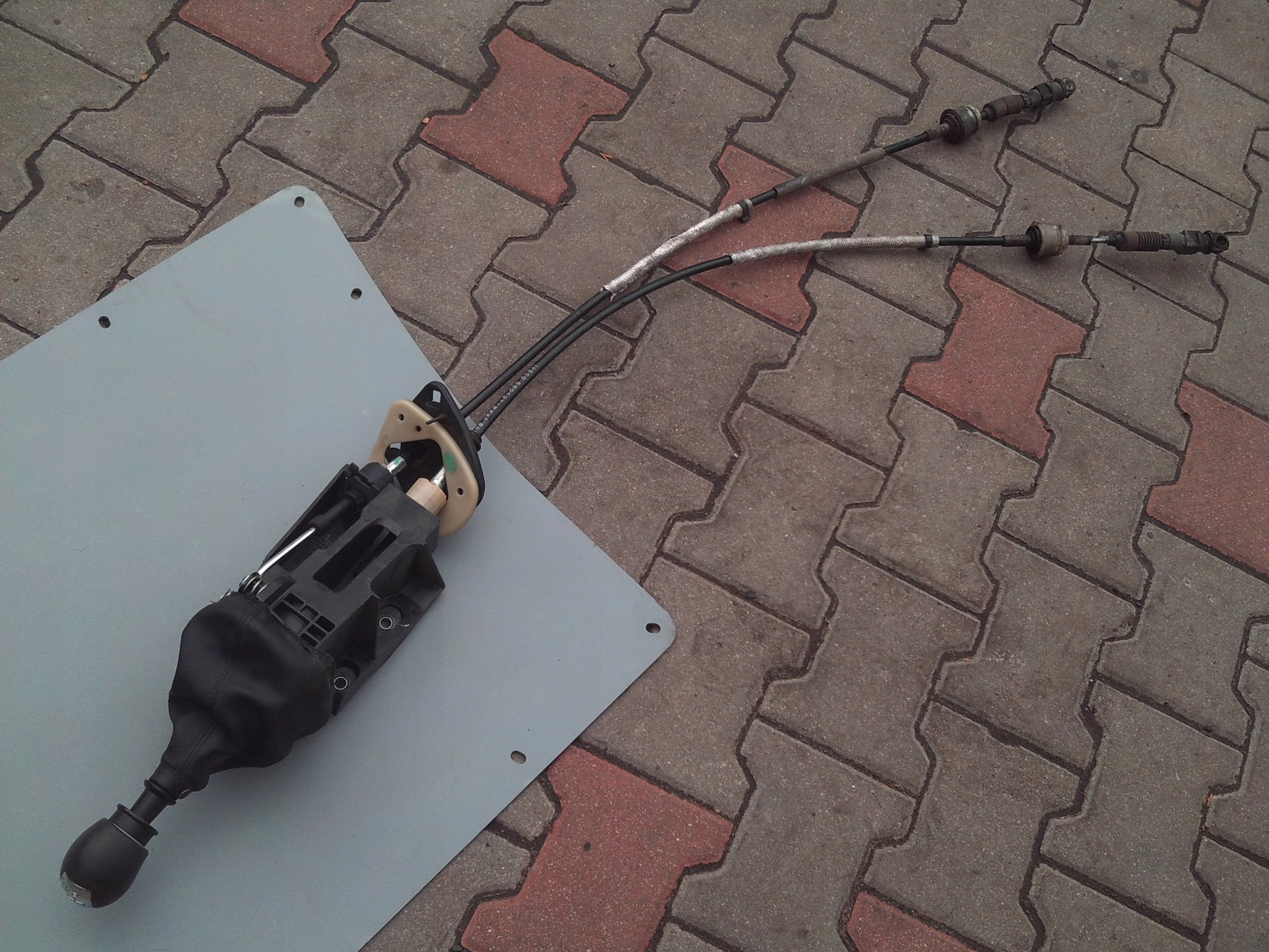 5801283904 - Рычаг селектора 6 передач IVECO DAILY 12R 11-