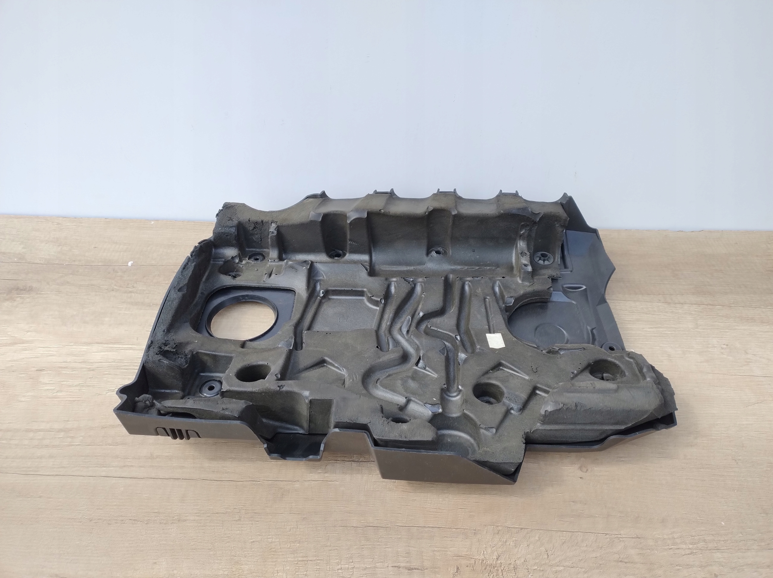 fedél motorfedél BMW E90 E91 E92 E93 E81 E82 E87 E88 2.0B K117/267JR