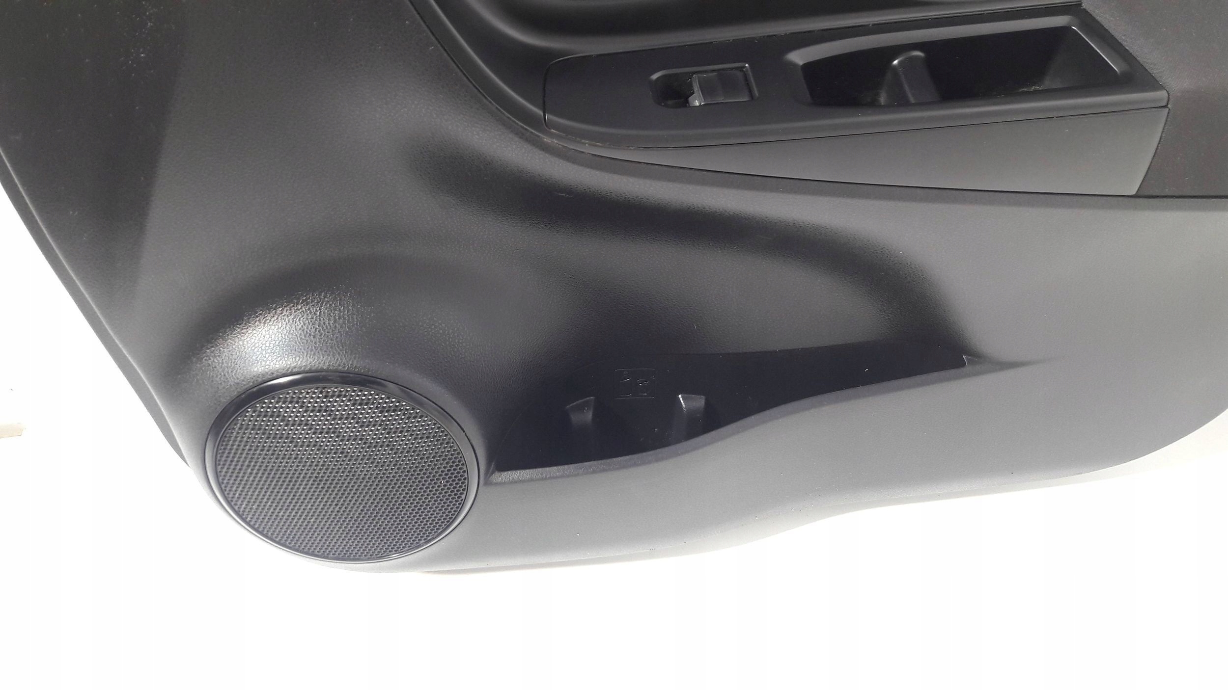 Toyota Yaris III side door front right 677630D130 (ET80)