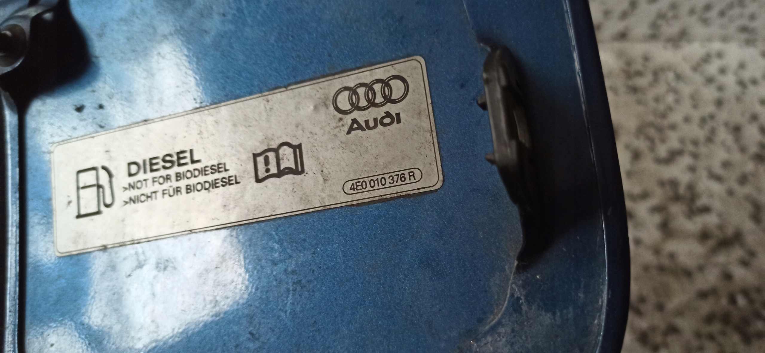 Tankklappe des Kraftstoffsbehälters AUDI A4 B7 LZ5C 4E0010376R