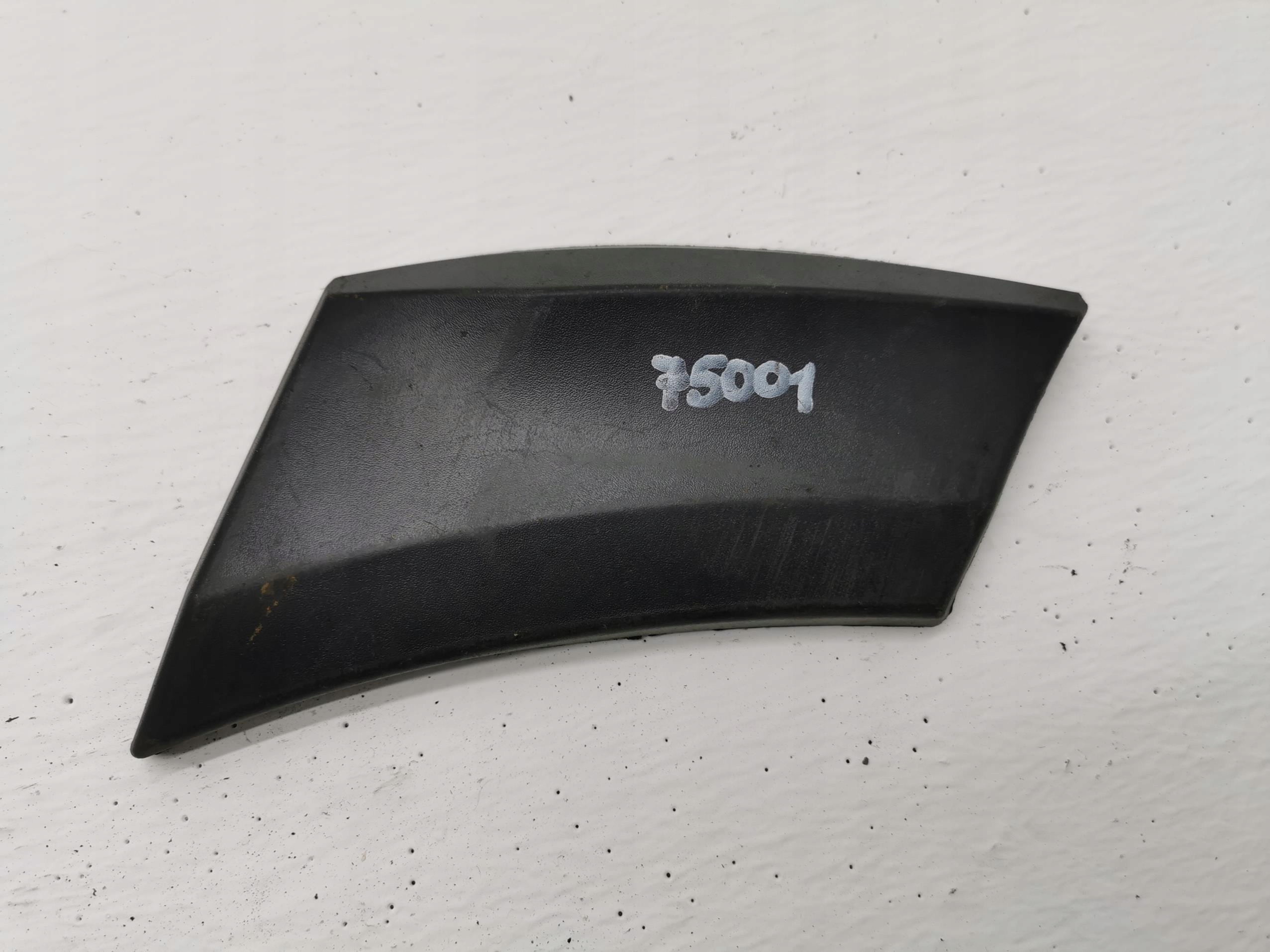 Moulage Aile MERCEDES SPRINTER W906 A9066902562