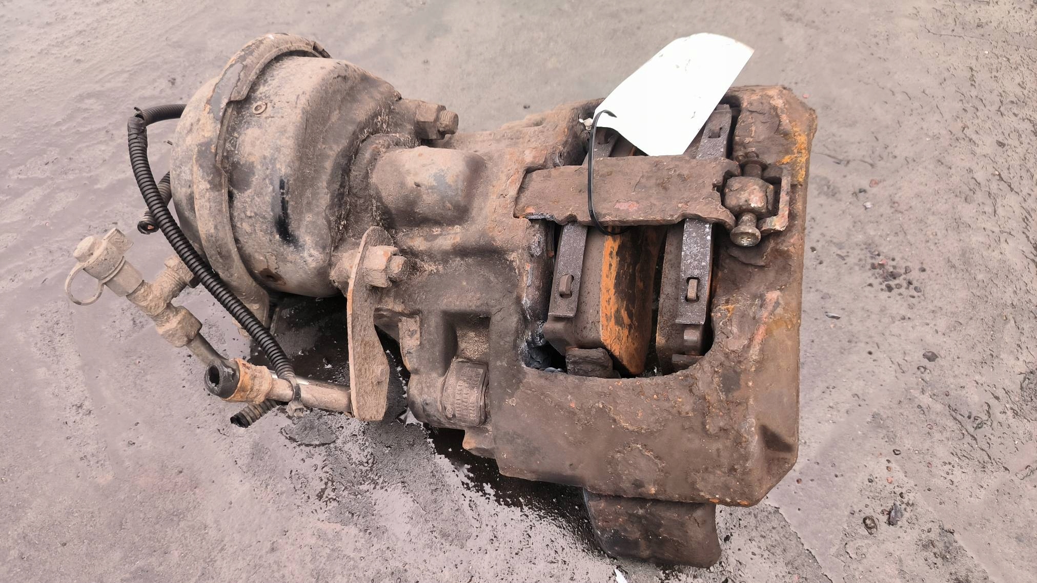 caliper brake front left MAN TGL 12.210