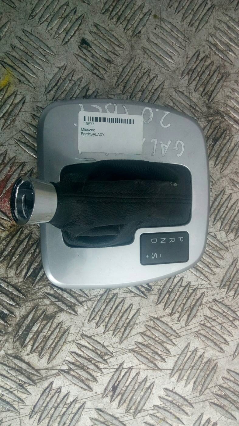 Mieszek Ford GALAXY III