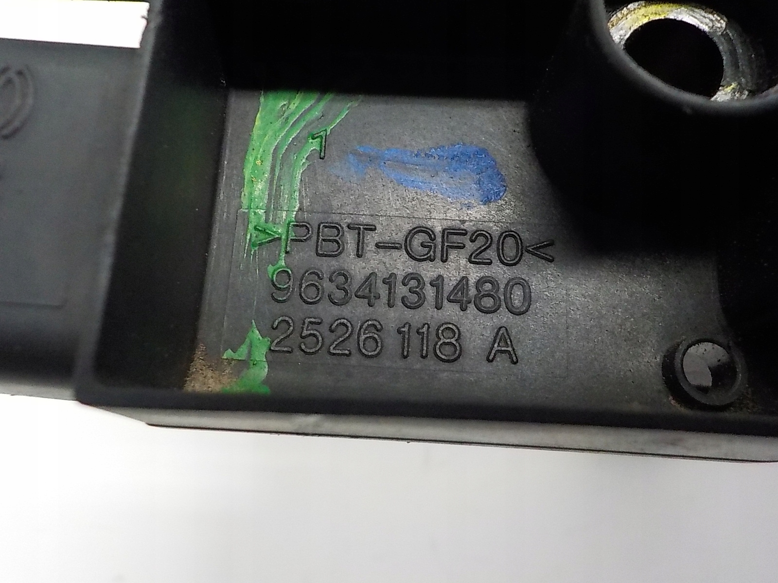 PEUGEOT CITROEN 1.8 16V 6FZ CEWKA ZAPŁONOWA BBC 2526118A Jakość części (zgodnie z GVO) O - oryginał z logo producenta pojazdu (OE)