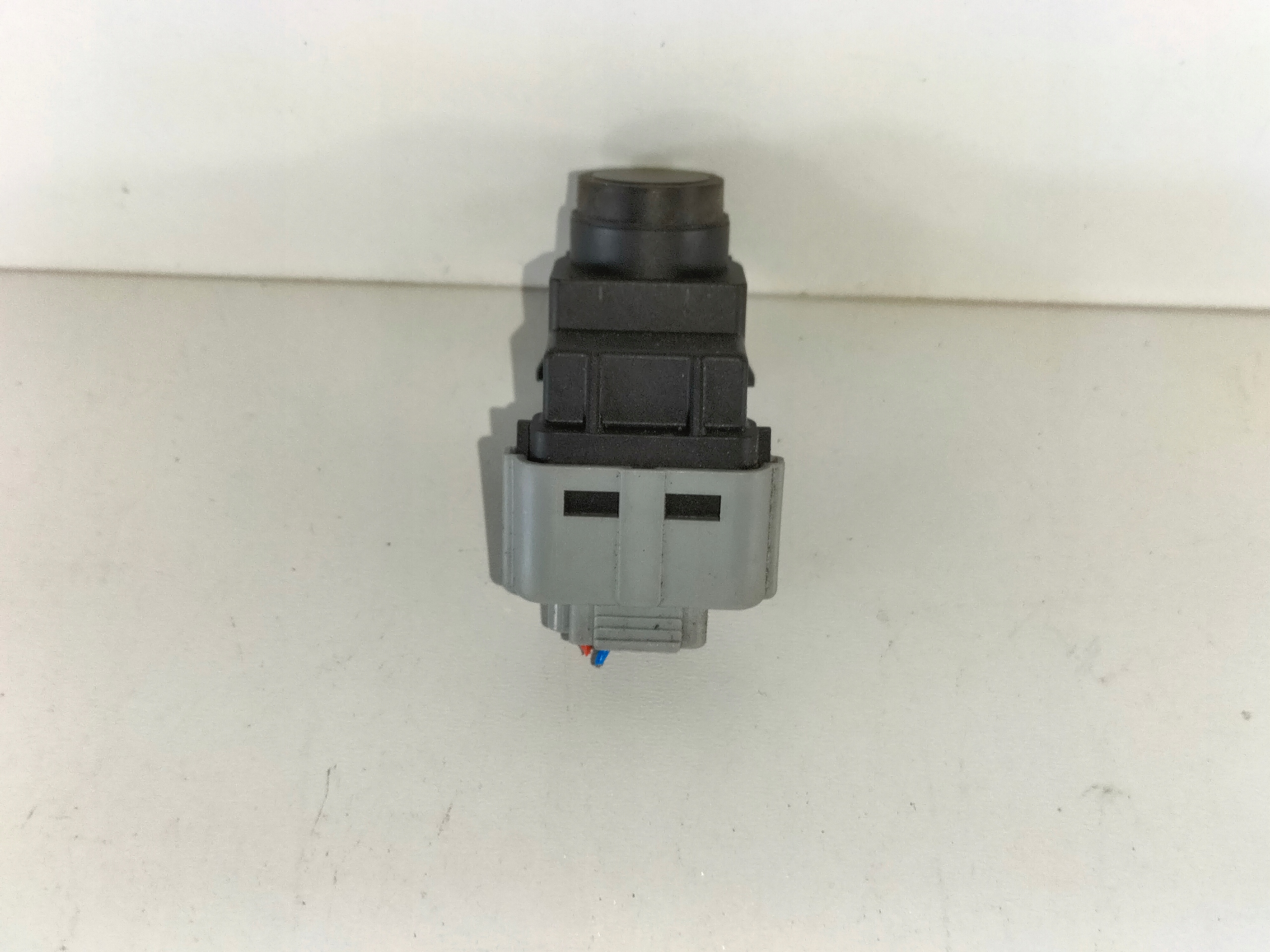 SENSOR PARKEN PDC KIA HYUNDAI 99310-P1300BKL