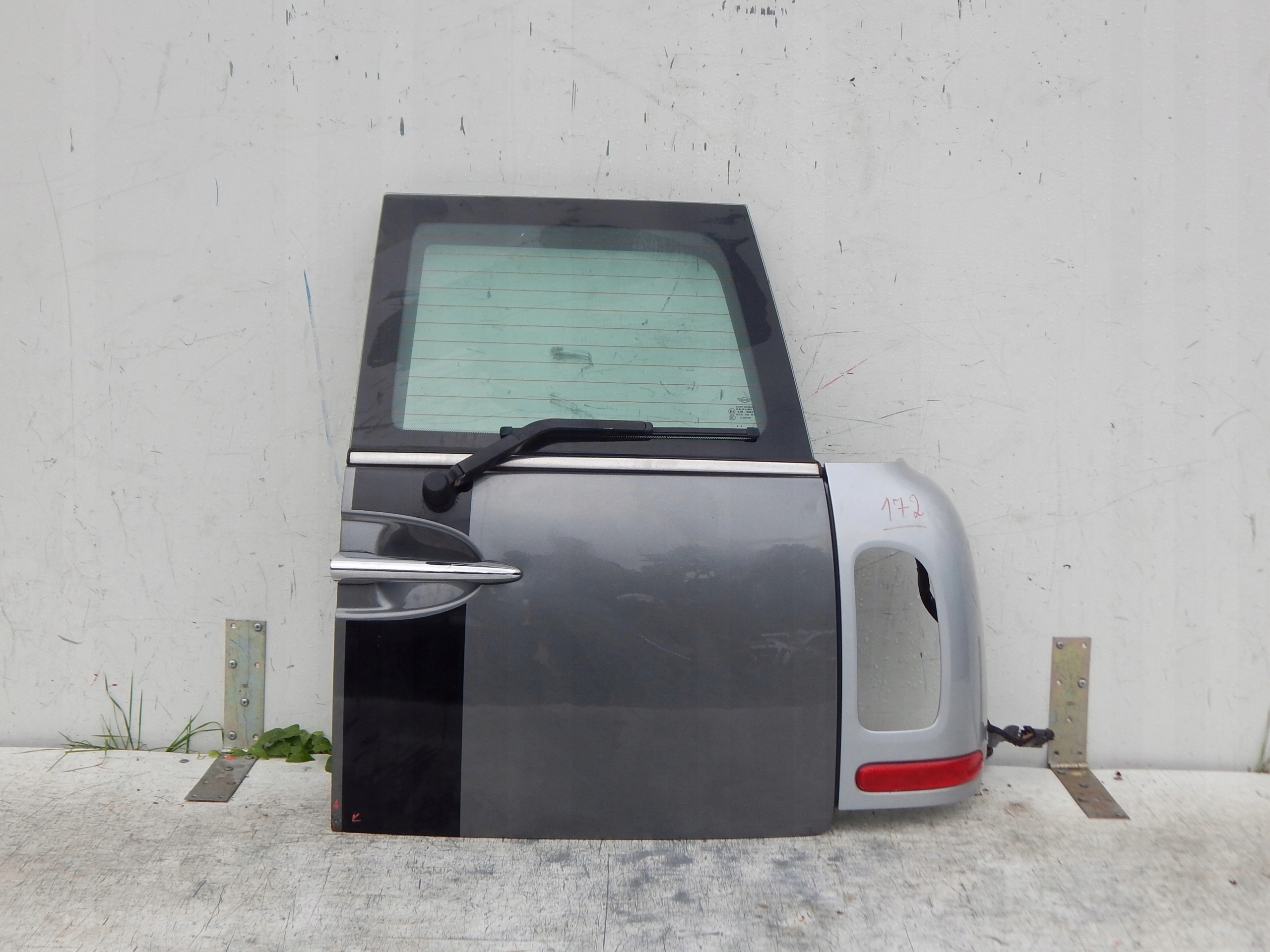 MINI COOPER R56 CLUBMAN DRZWI PRAWY TYŁ TYLNIE