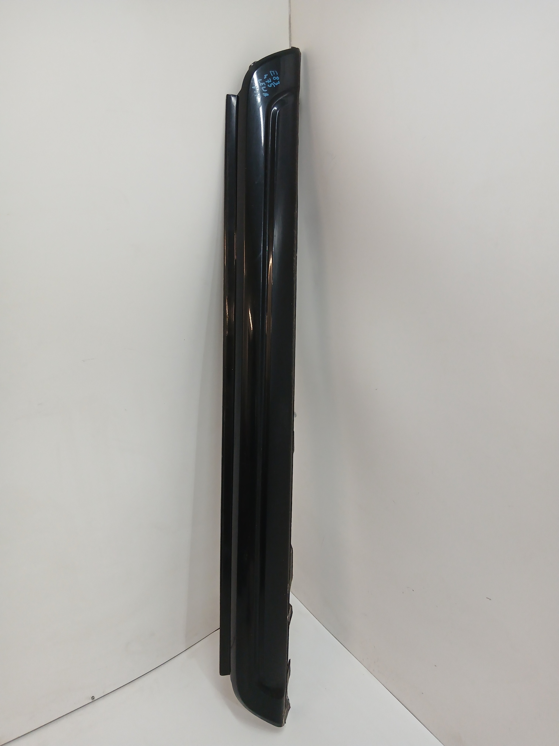 moulding threshold left BMW X3 E83 M PAKIET 475/9 3414421