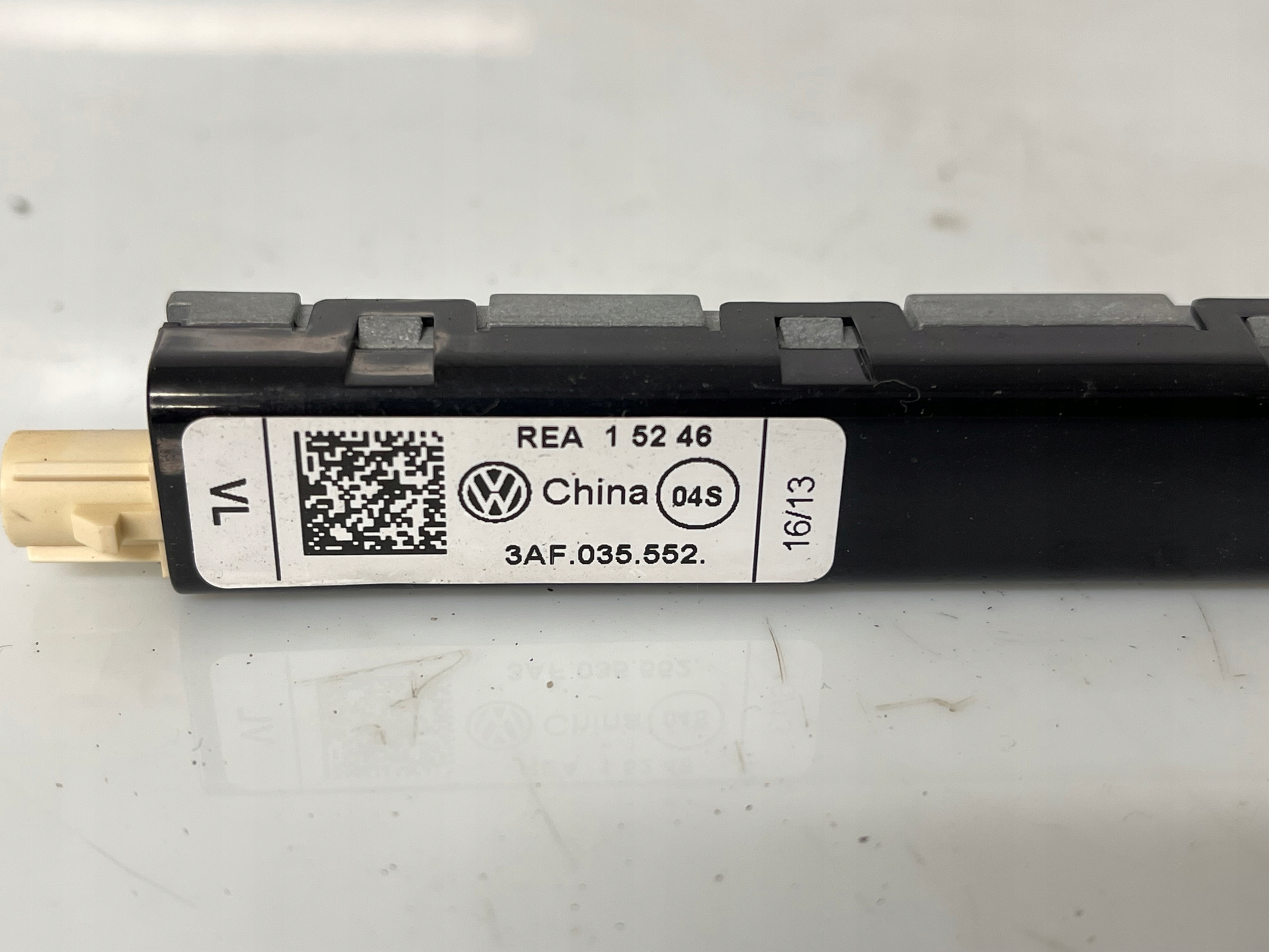 amplifier ANTENY VW PASSAT B7 3AF035552