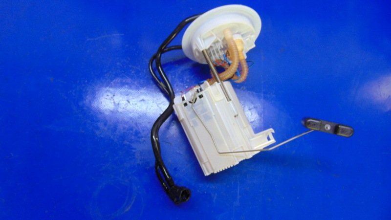feed pump indicator float 2.0TDI 8K0919050 AUDI A4 B8 08-15R