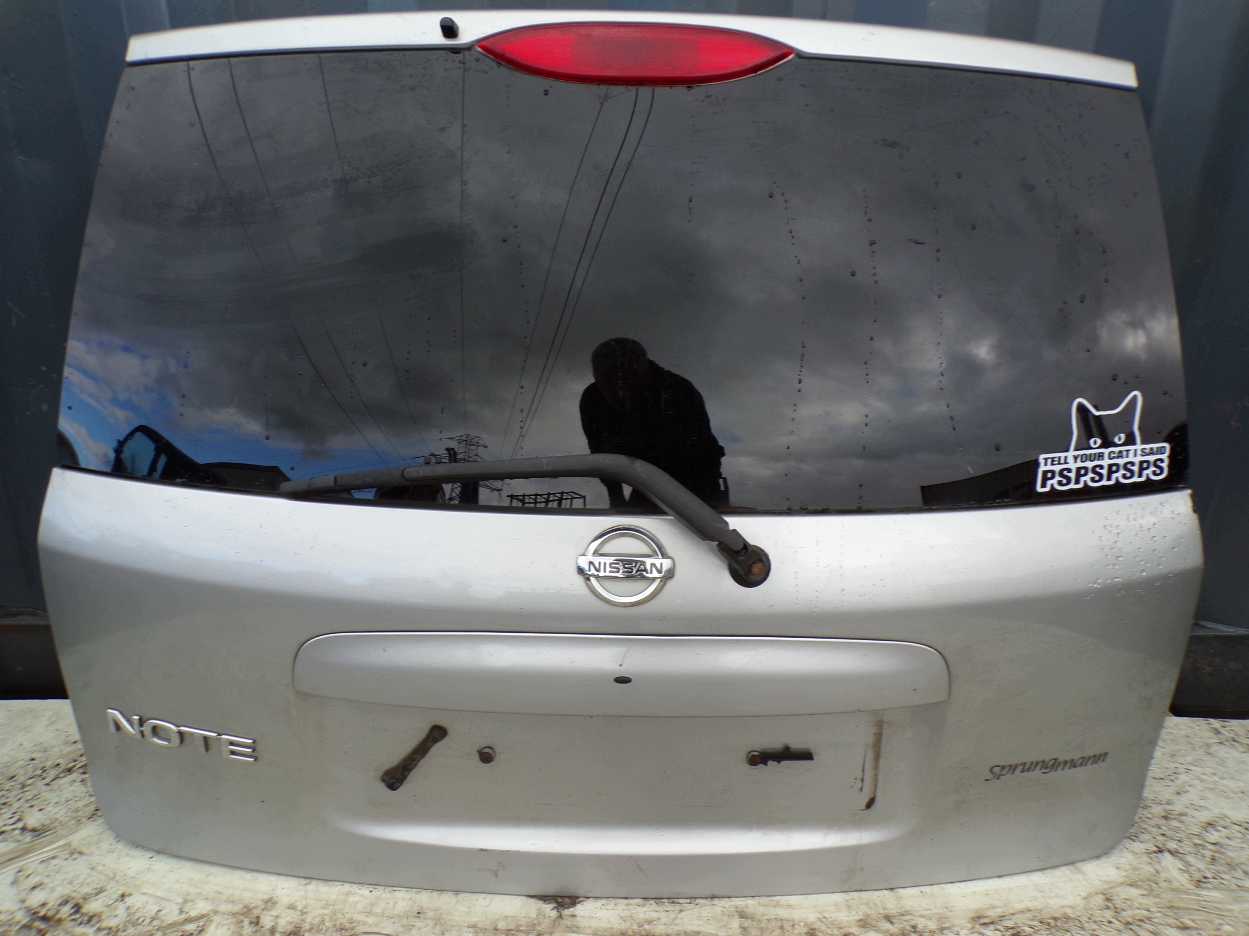 trunk door boot rear NISSAN NOTE E11 colour KY0 (R1)