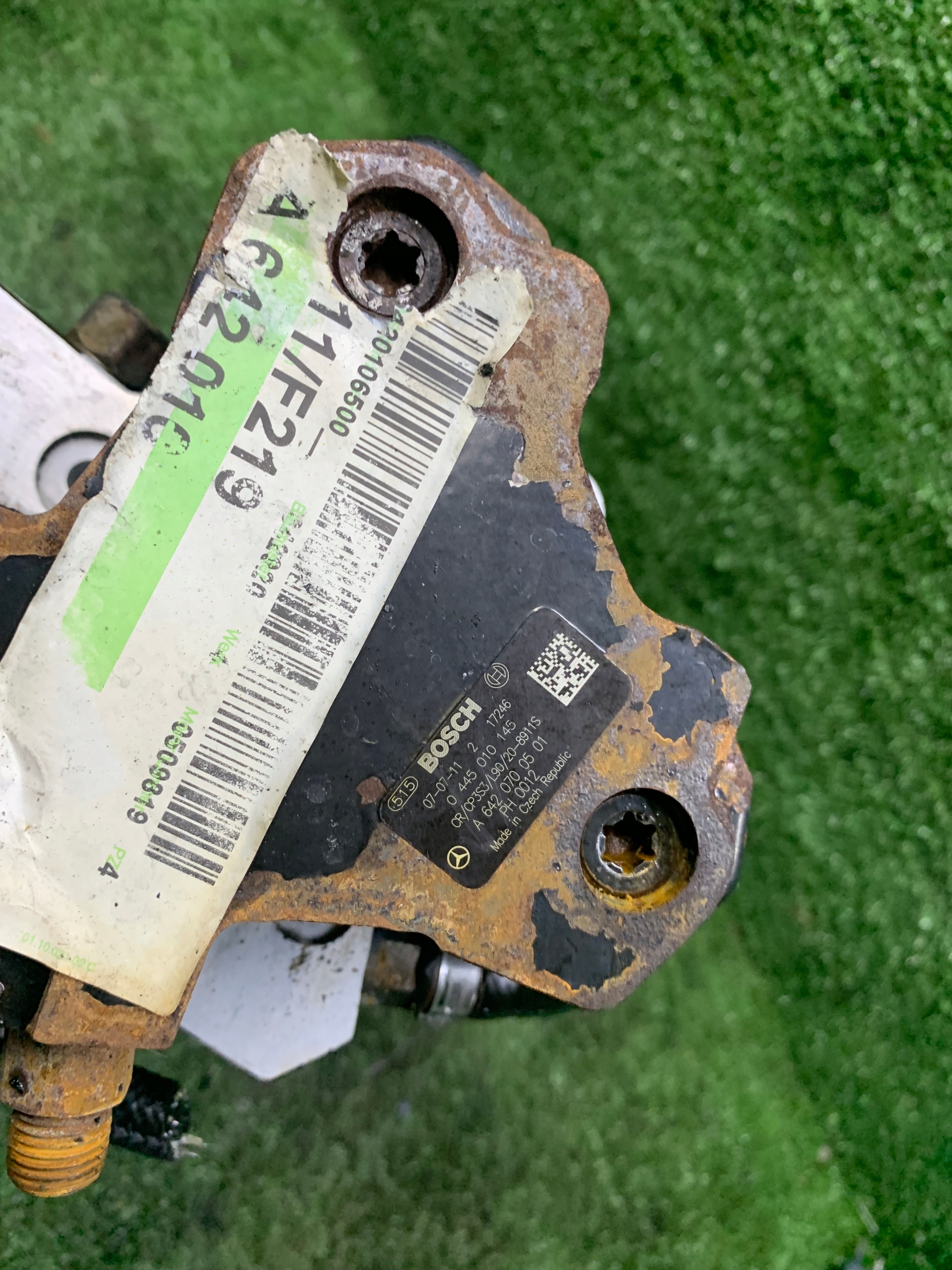 Mercedes-Benz OE a420700501 Einspritzpumpe