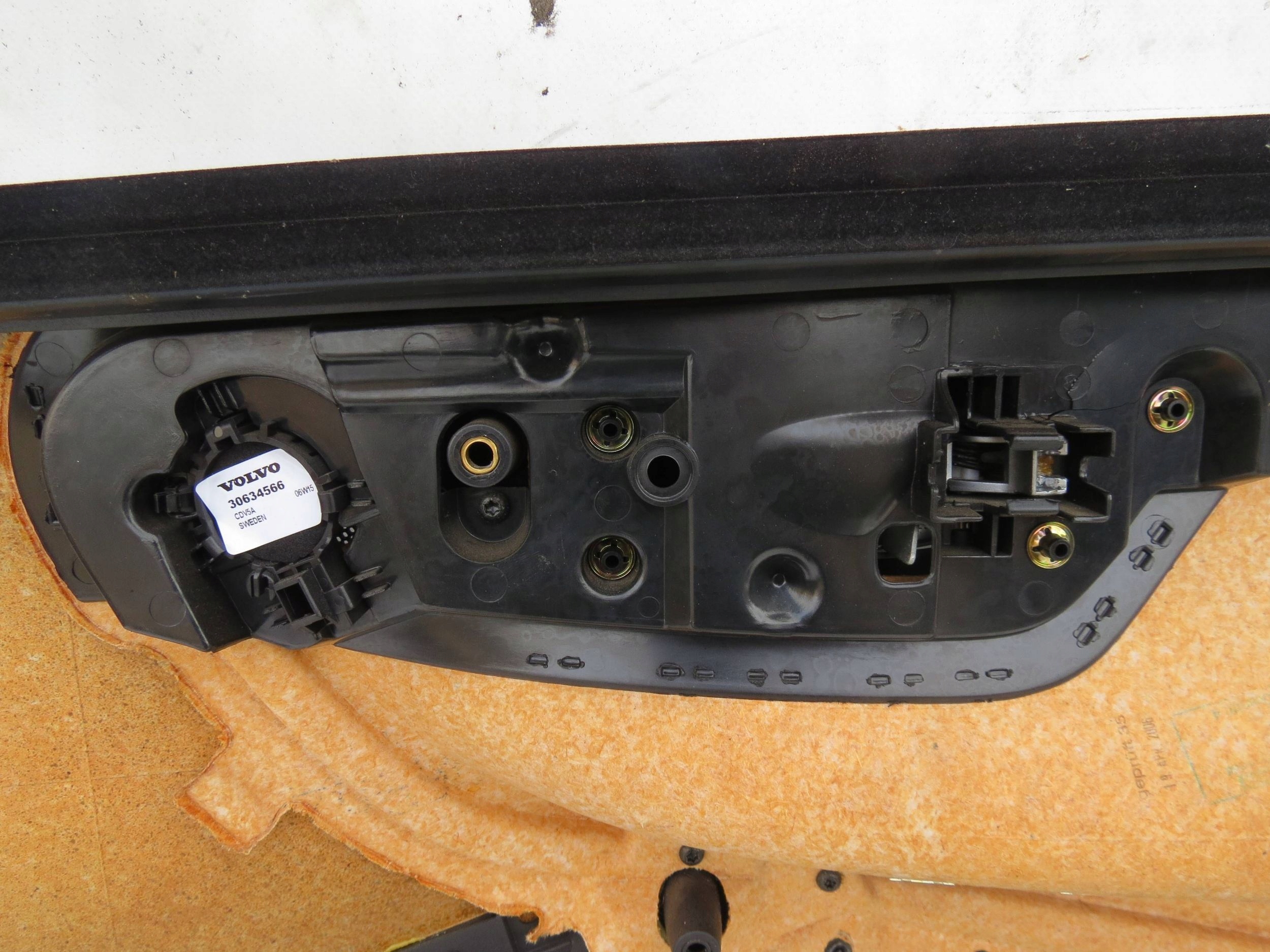 комплект Двери volvo XC70 II 2.4d 185KM 2000-2007r 09193265