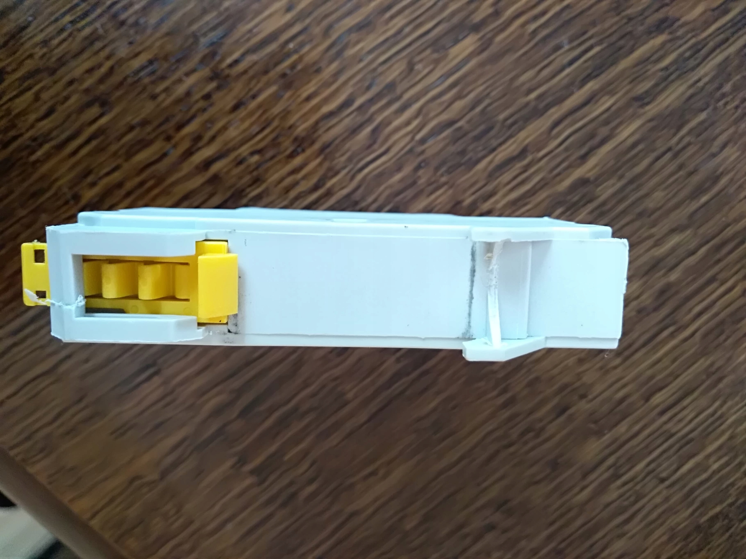 Legrand 01230 Uchwyt bezpiecznika 20A 400V Symbol 00