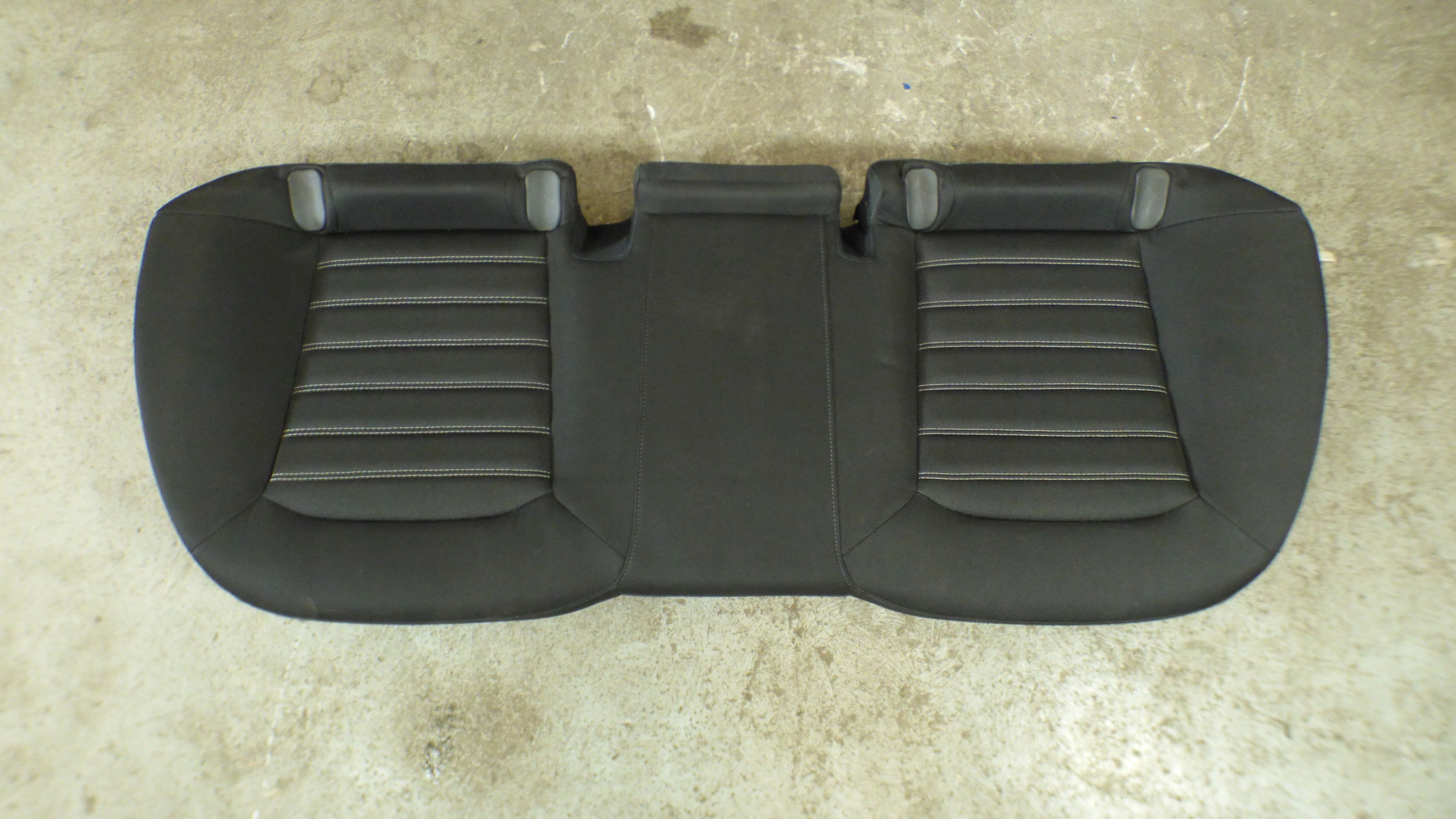 Sitz zapinki heck stBDB FORD MONDEO V MK5 KOMBI