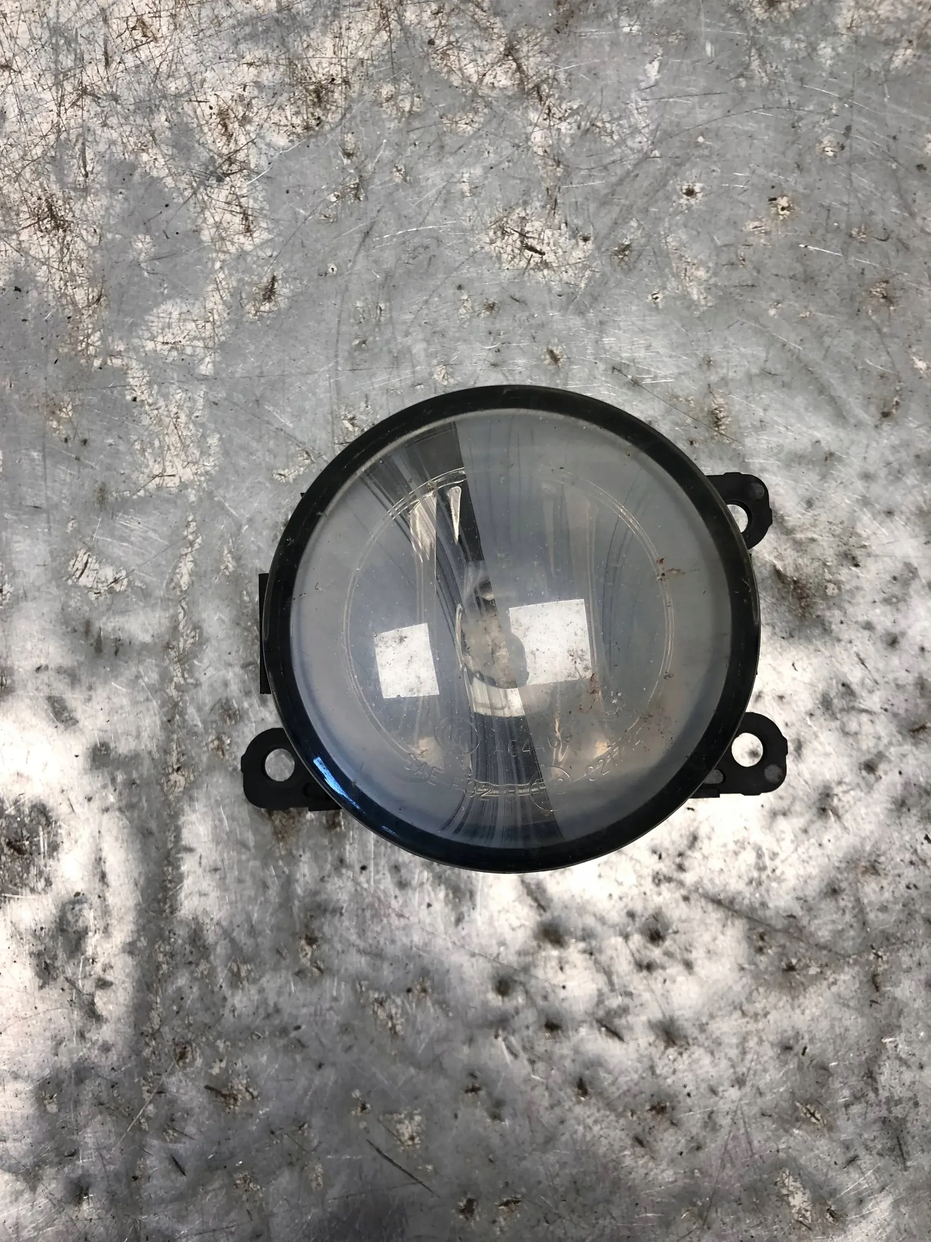 fog light front RENAULT SCENIC III 8200074008