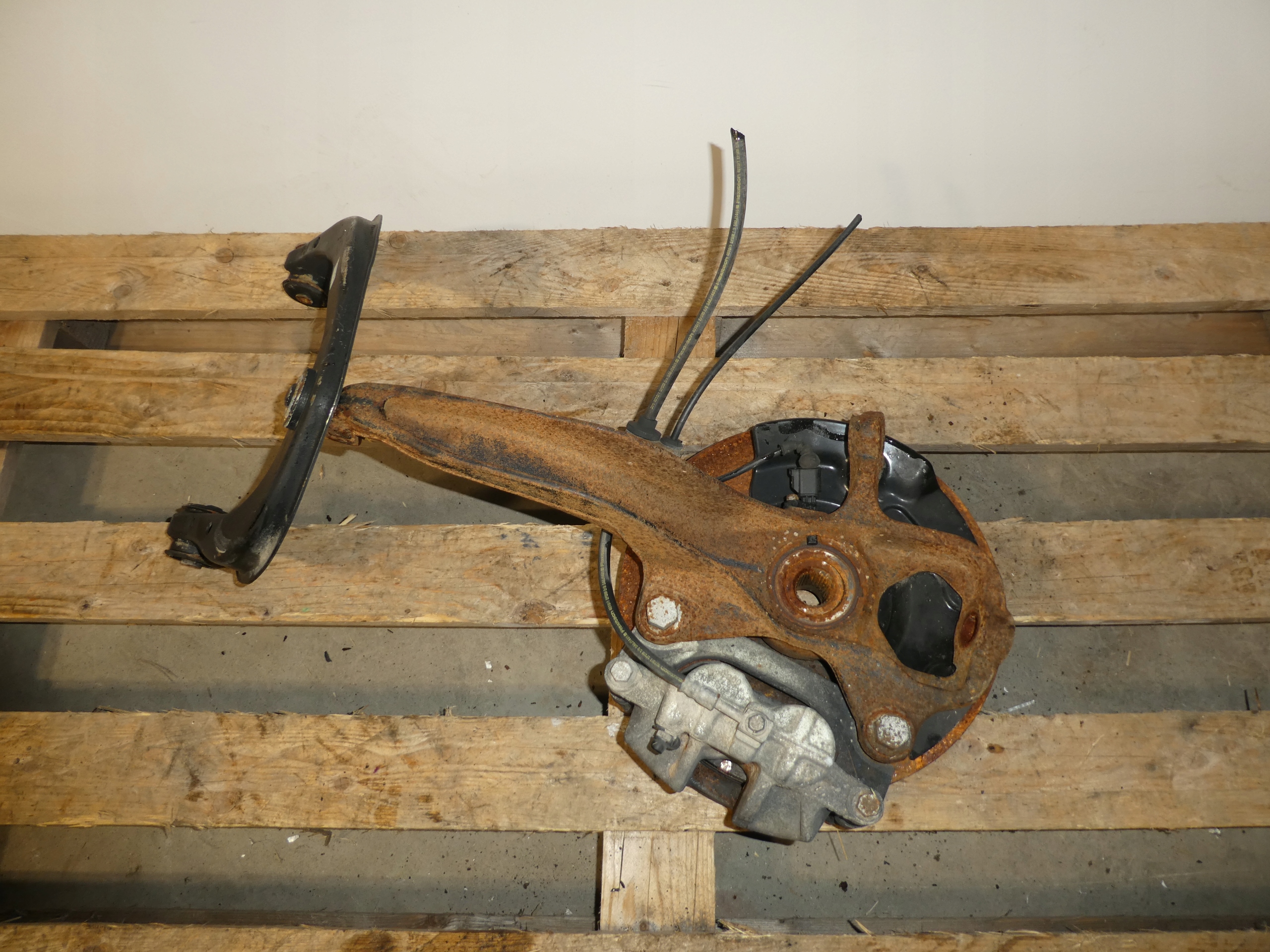 VW AMAROK swing right front 2H6407258