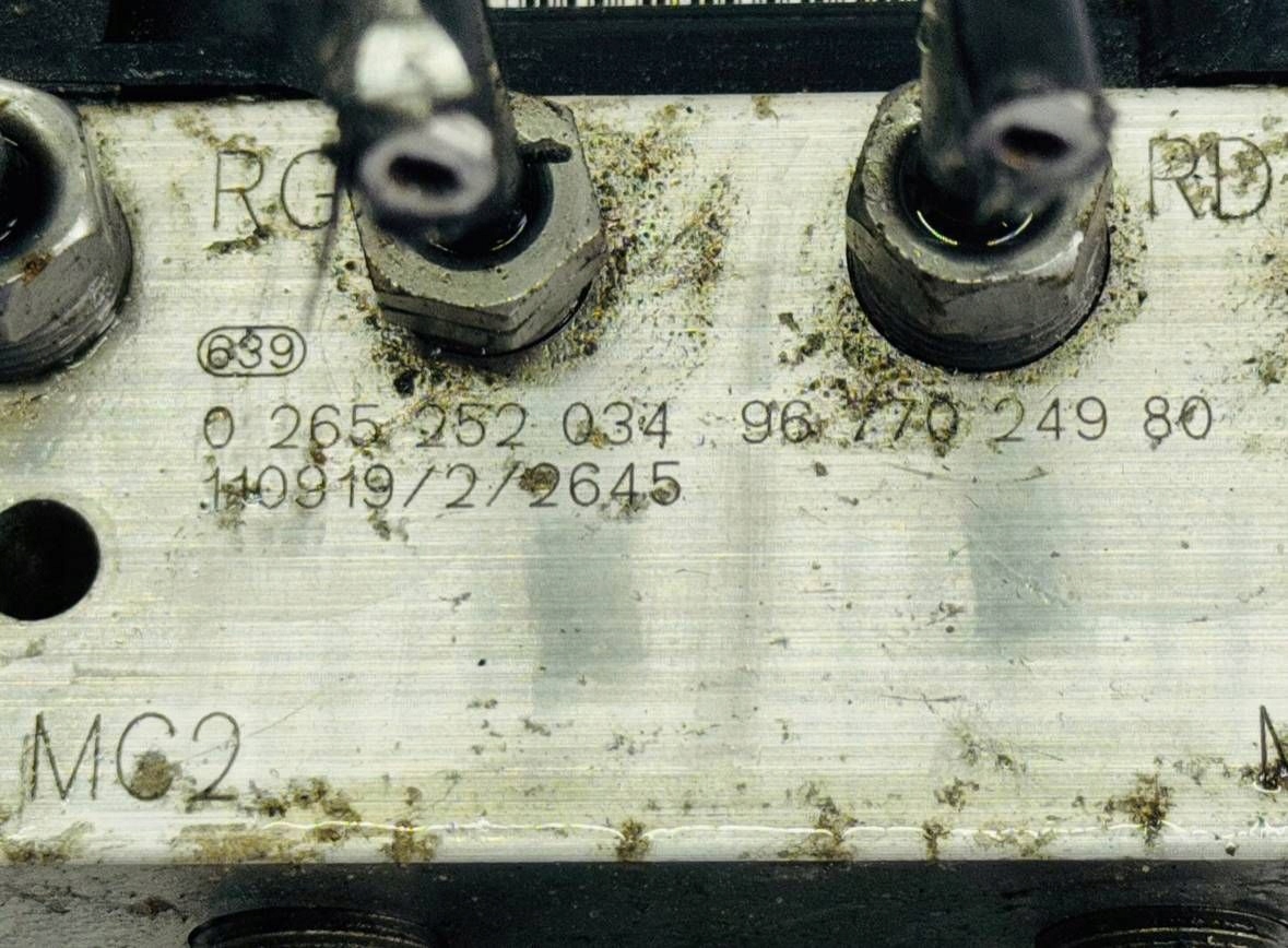 CITROEN C4 II B7 pump ABS 0265252034 control unit