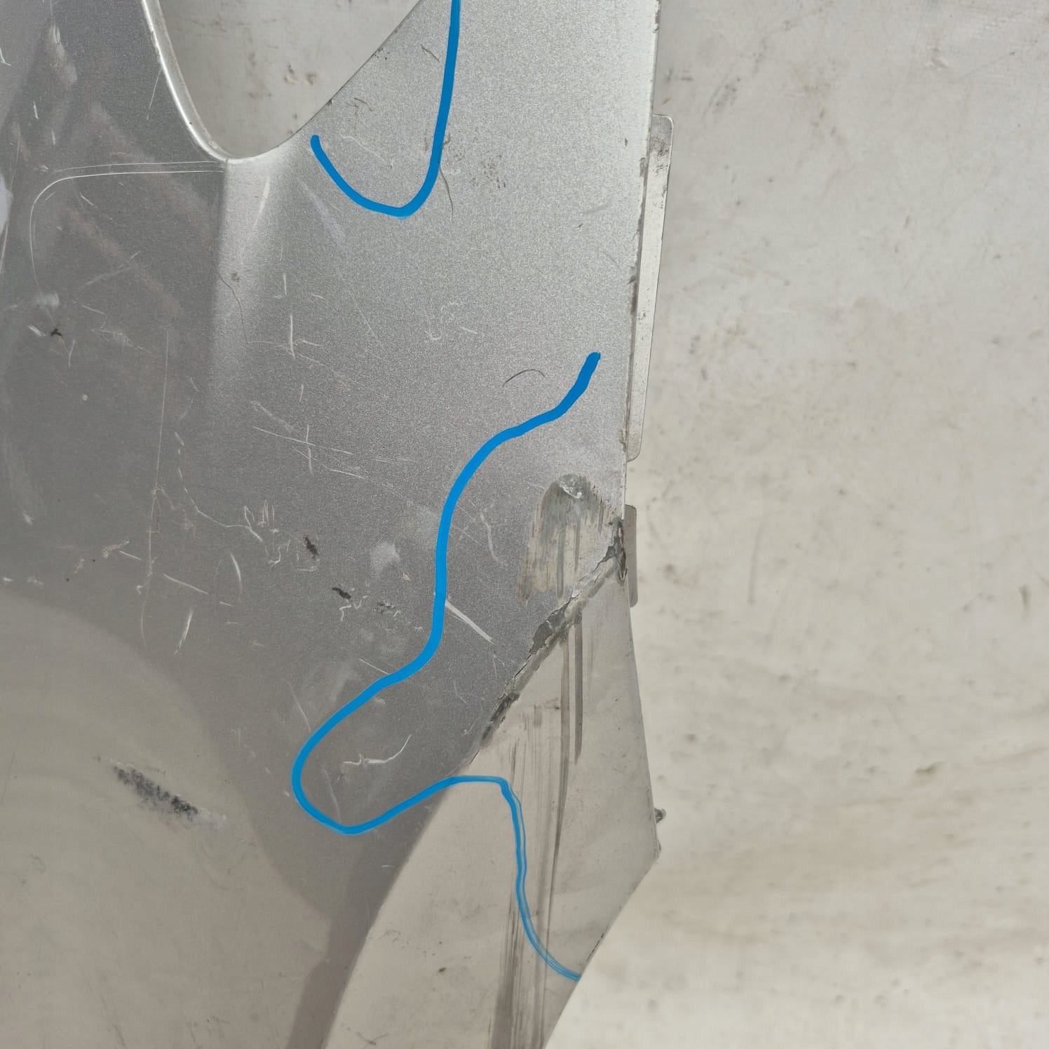 VW GOLF SPORTSVAN 14-20 fender front front right