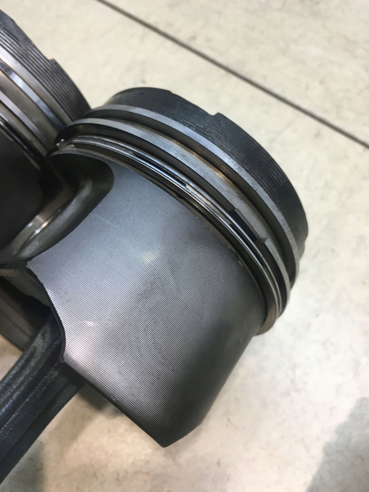 Piston Bielle MERCEDES W202 2.5 D