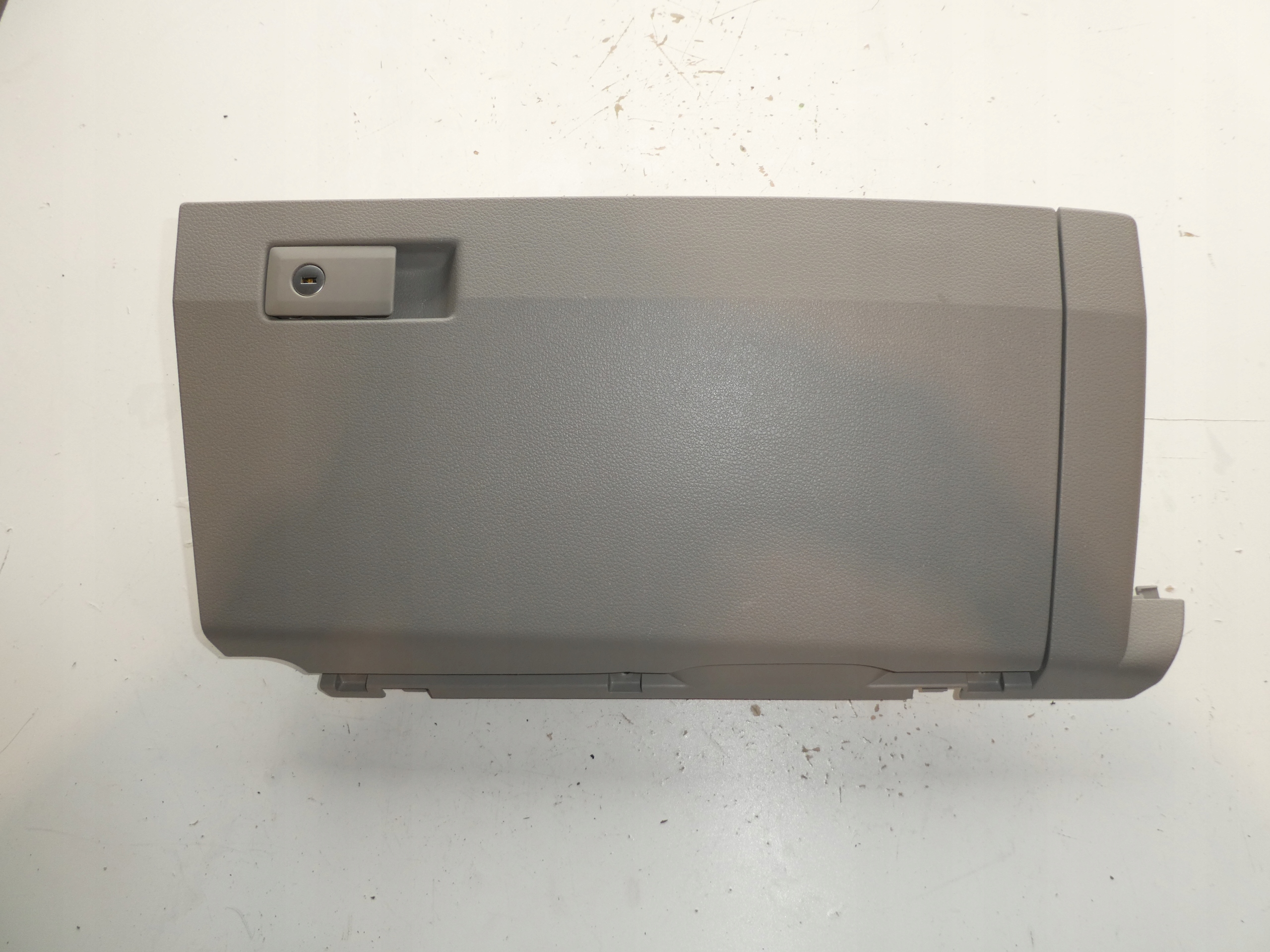 VW T6 passenger compartment 7E1858007D