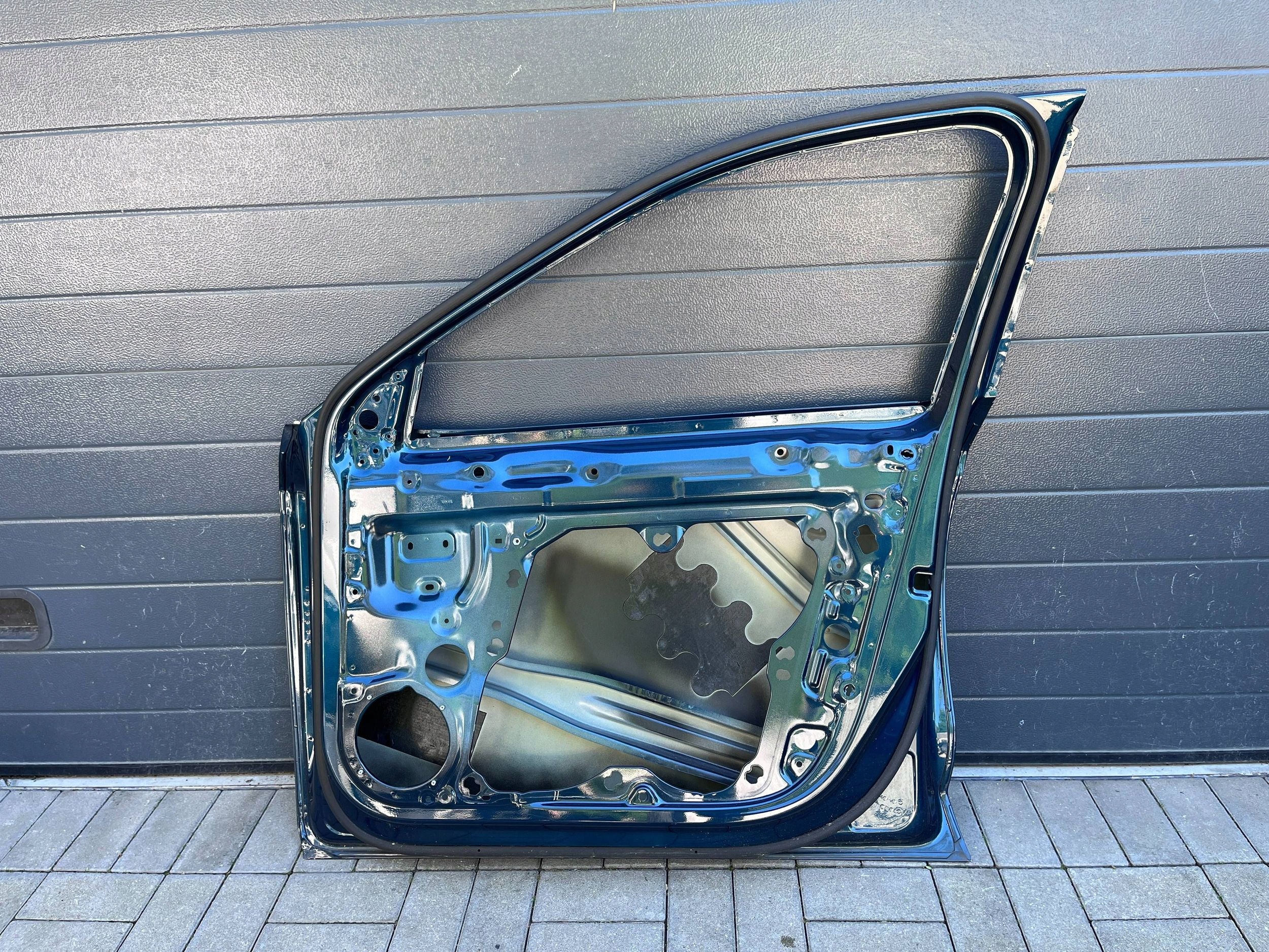 Skoda Octavia 4 IV door right front front