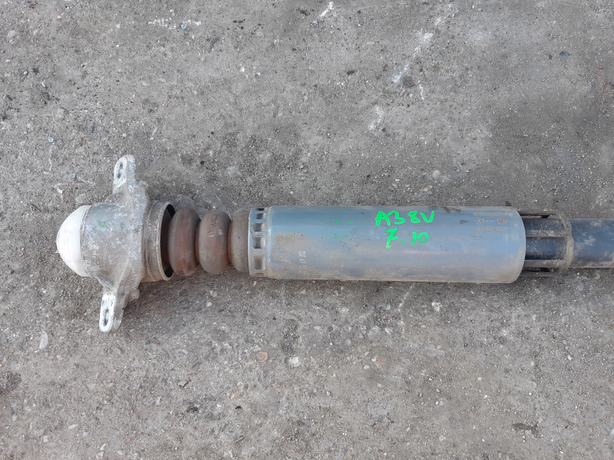AUDI A3 8V Stoßdämpfer heck hinten