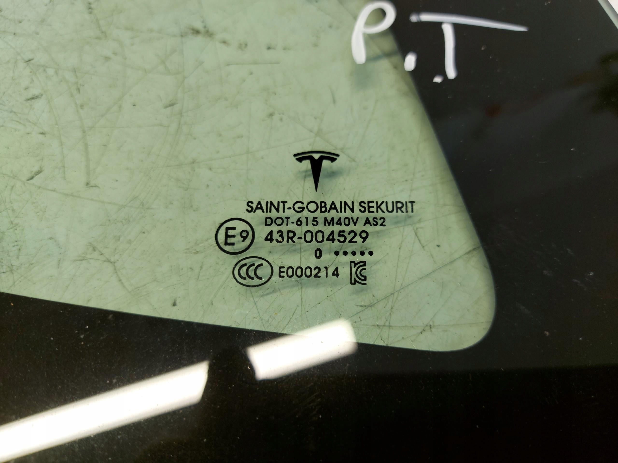 TESLA MODEL 3 window right rear part rear oryg 839302726483