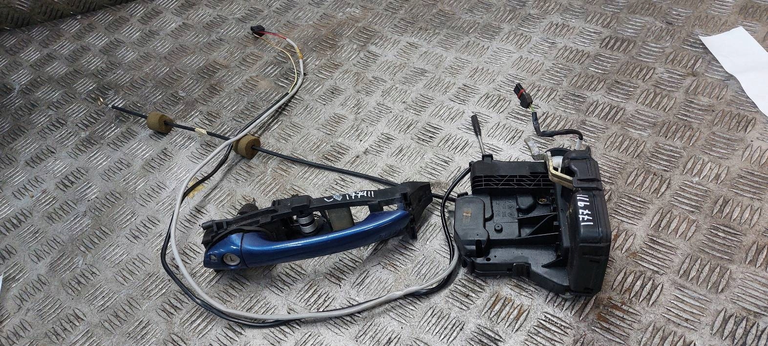 lock door left front + handle exterior MERCEDES-BENZ CL203 W203