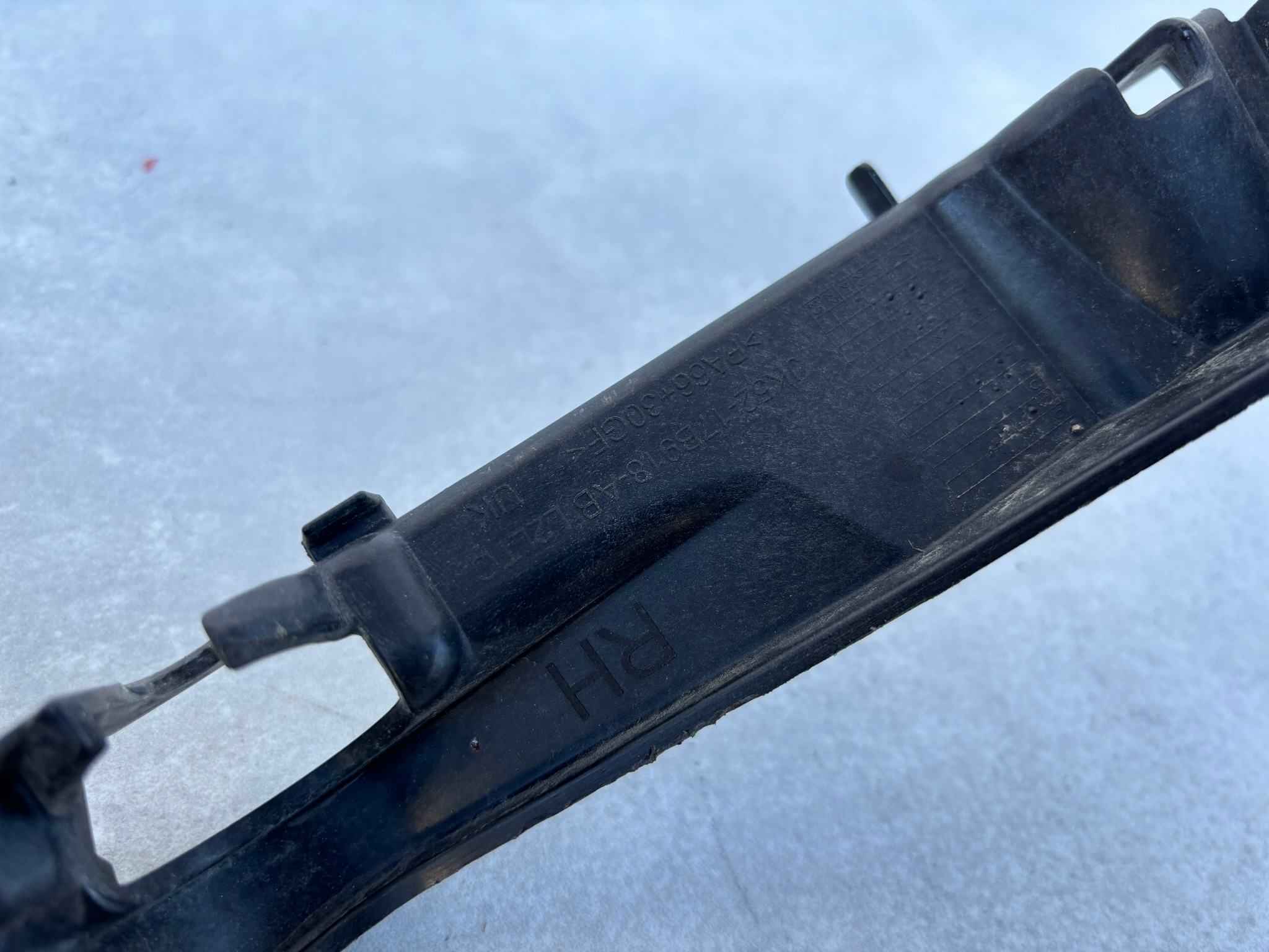 RANGE ROVER L405 bumper bracket right rear part holder JK52-17B918-AB K71/520