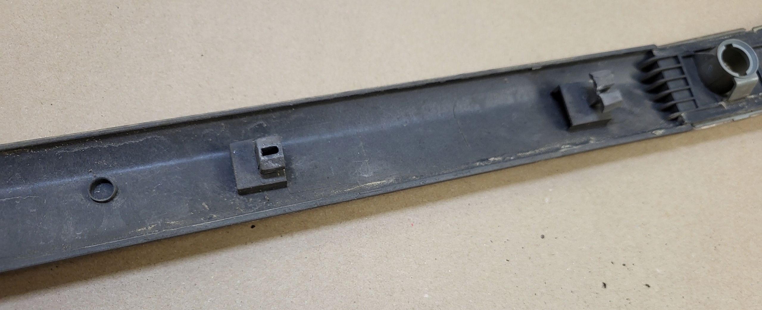 moulding Z door left front RENAULT CLIO III 3 OE