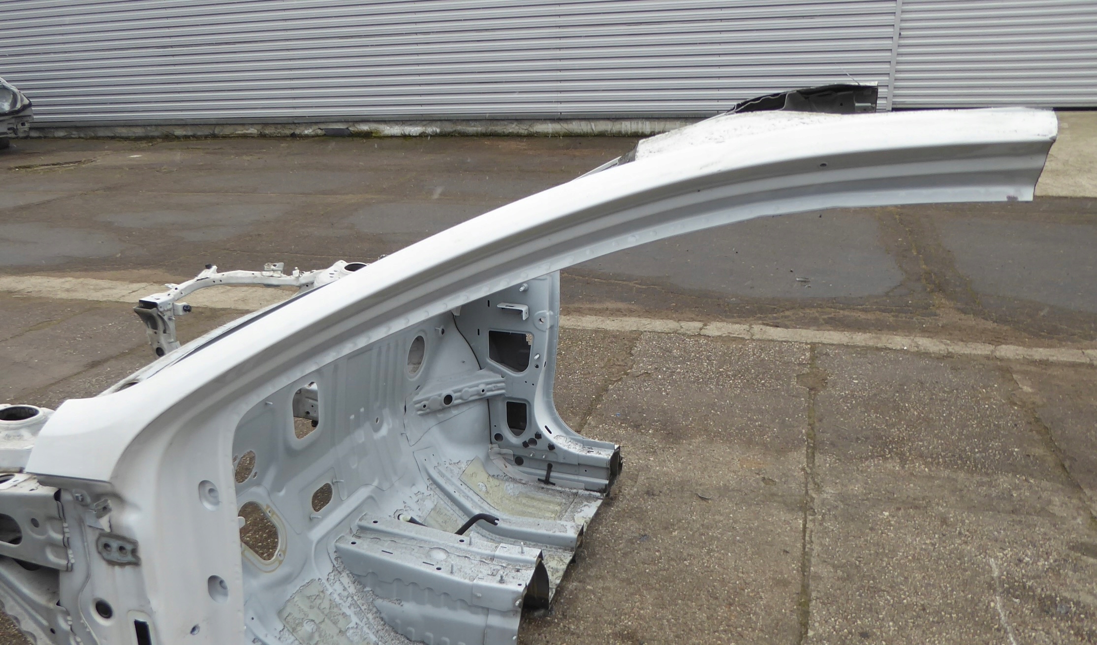 pillar roof left OPEL INSIGNIA B