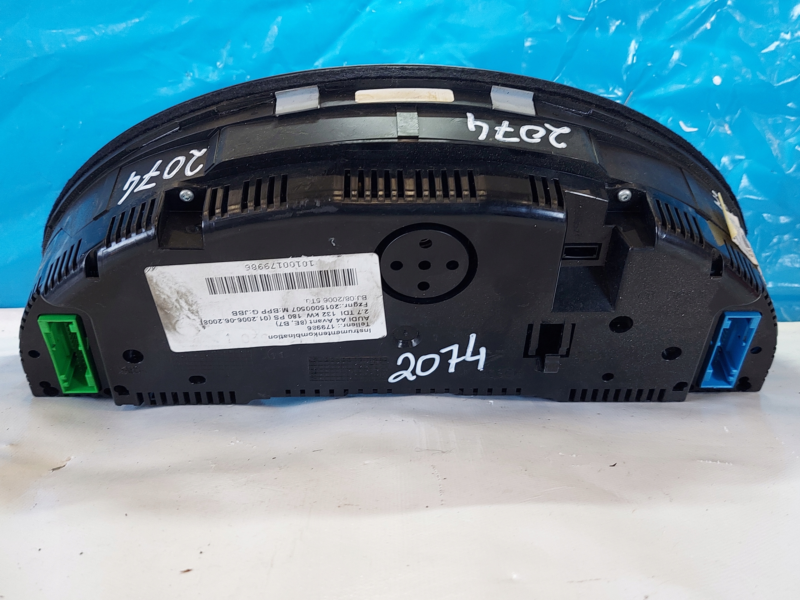 dials clock A4 B7 2.7 TDI 0263626211