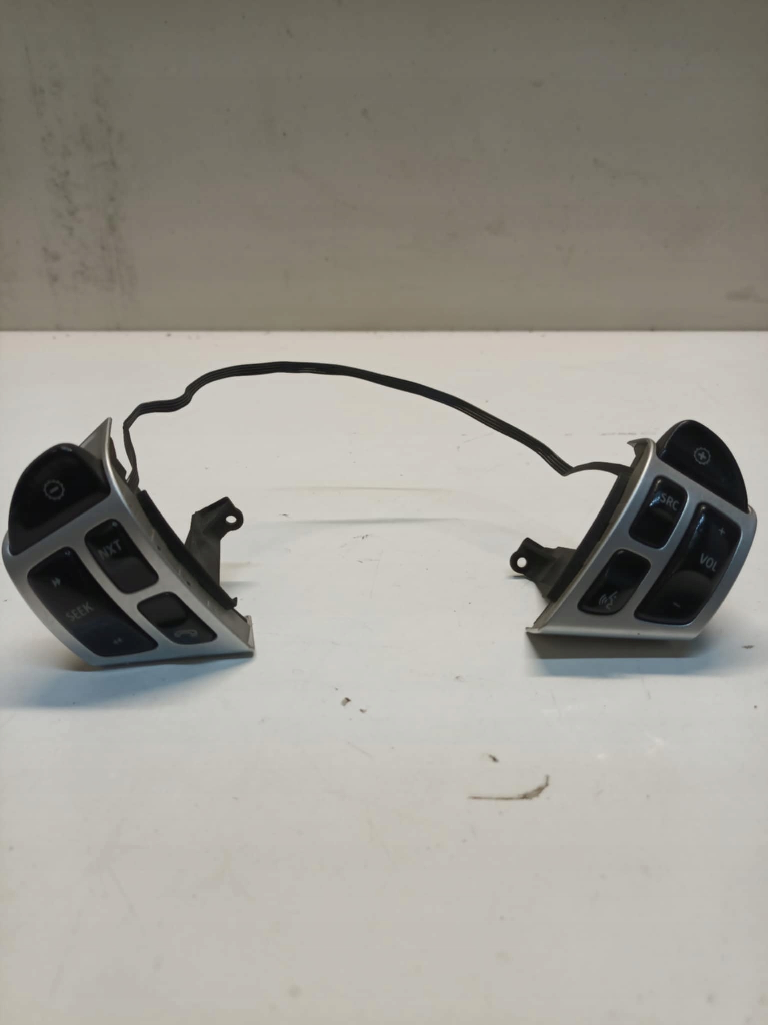 PRZYCISKI MULTIFUNKCJI DEVIO LUCI DEVIO volante SAAB 9-3 93 12801609 MULTIFUNKCJA