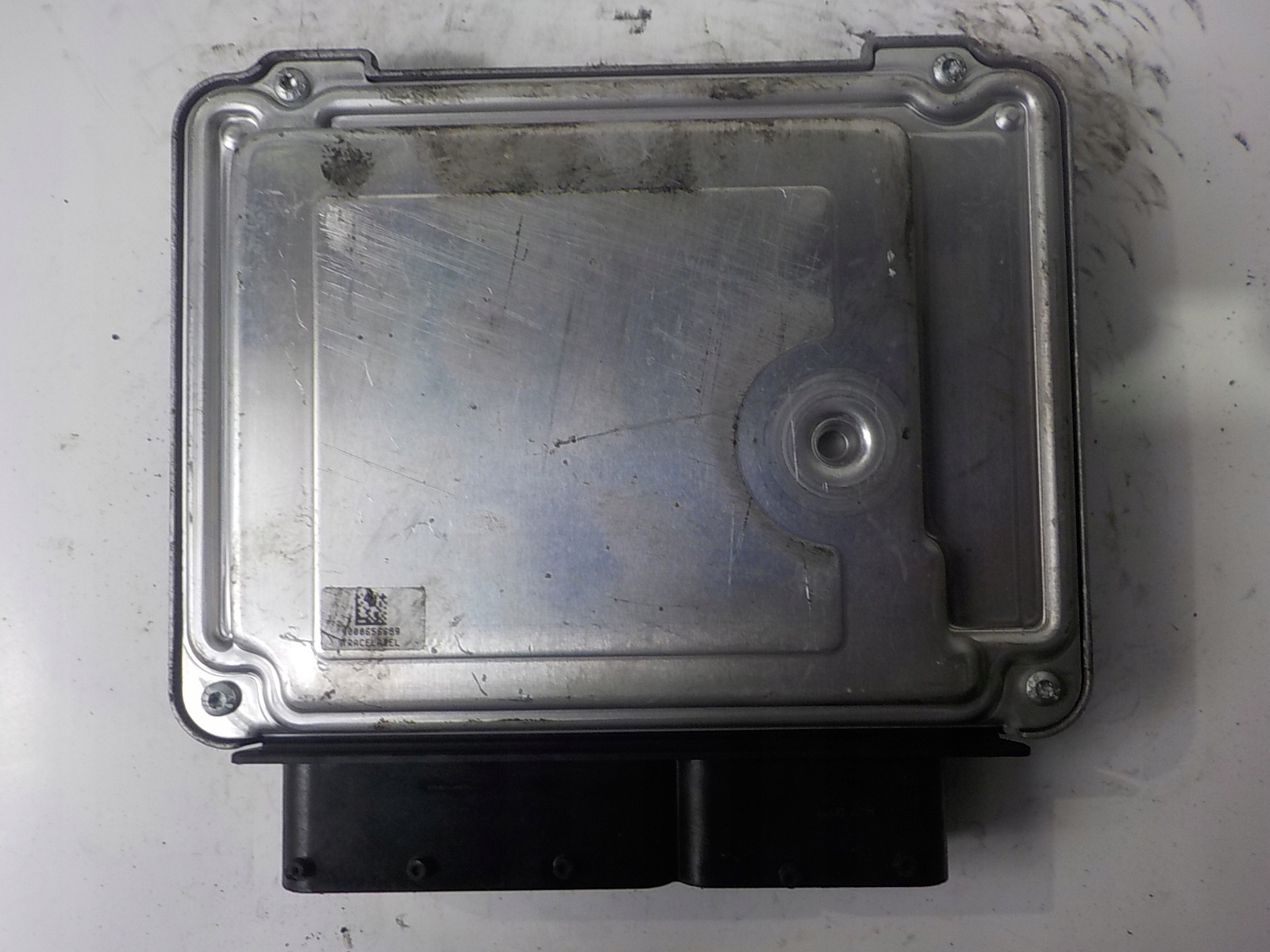 VW computer control unit 03G906021KQ 0281013233
