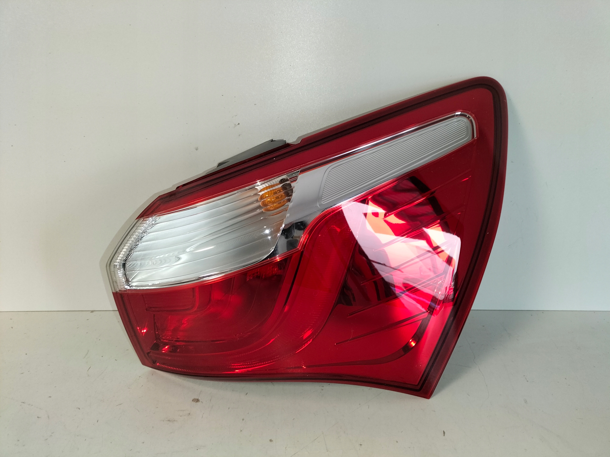 light rear rear part right HYUNDAI IX20 LIFT 15- +LED