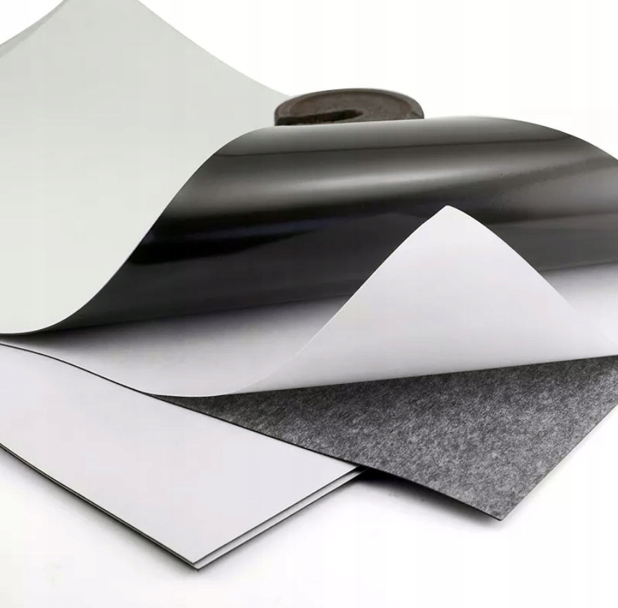 

Folia Magnetyczna magnes A4 Arkusz Z Klejem 0,4 mm