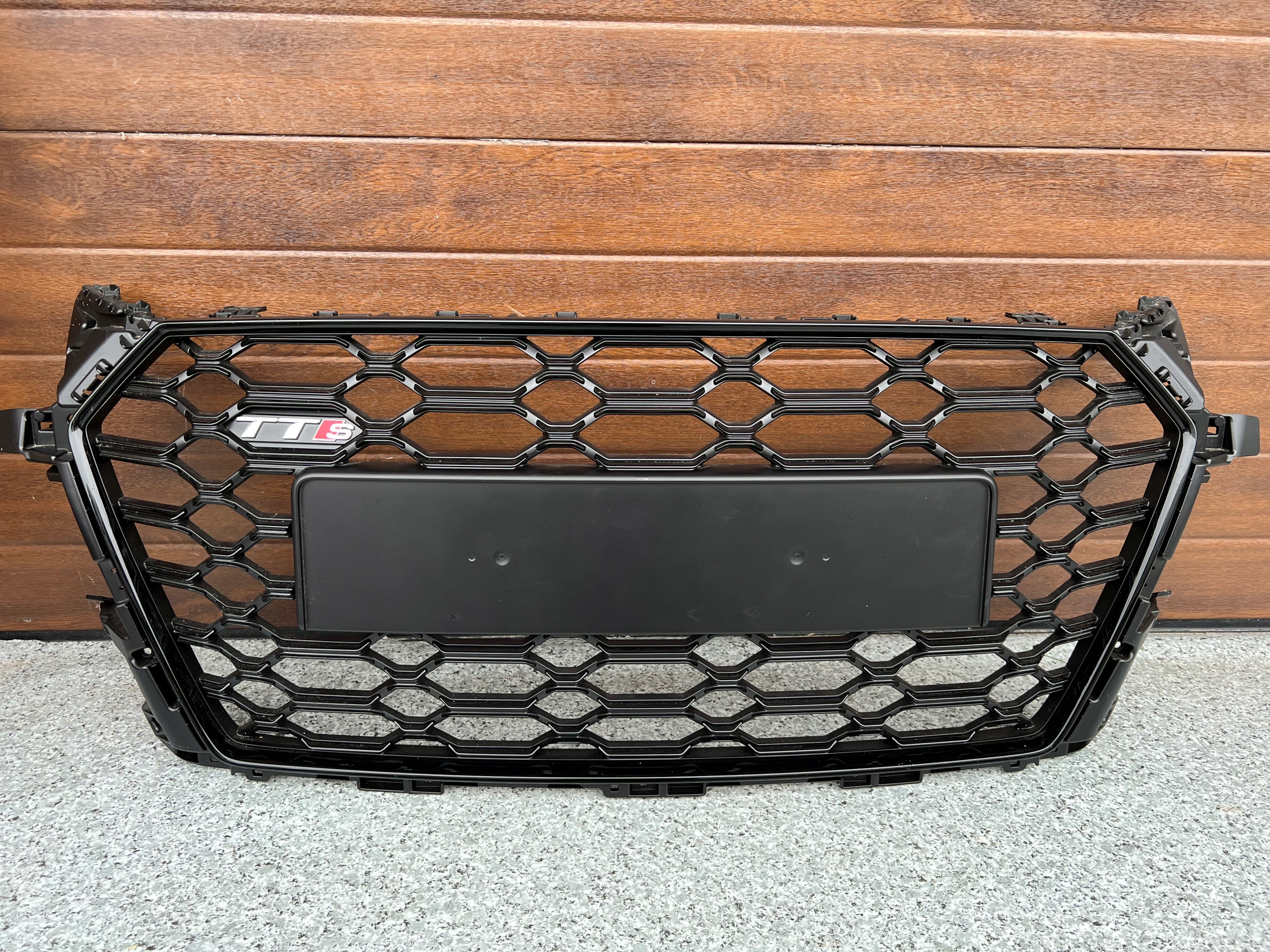 ATRAPA GRILL AUDI TTRS 8S0 TT RS NOWY ORYGINALNY