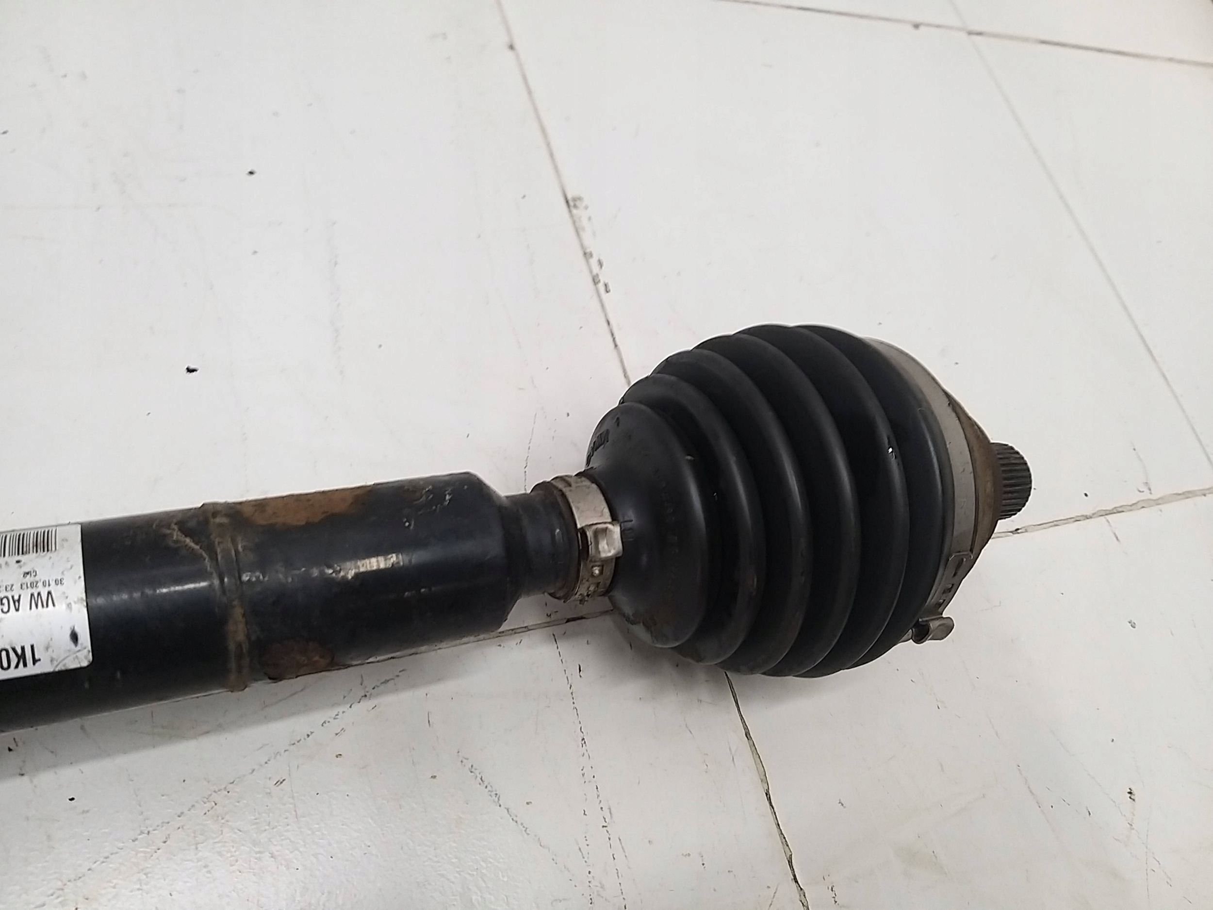 AUDI LEON III GOLF VII OCTAVIA III GOLF VII semi-axis right long DSG 1,6 TDI