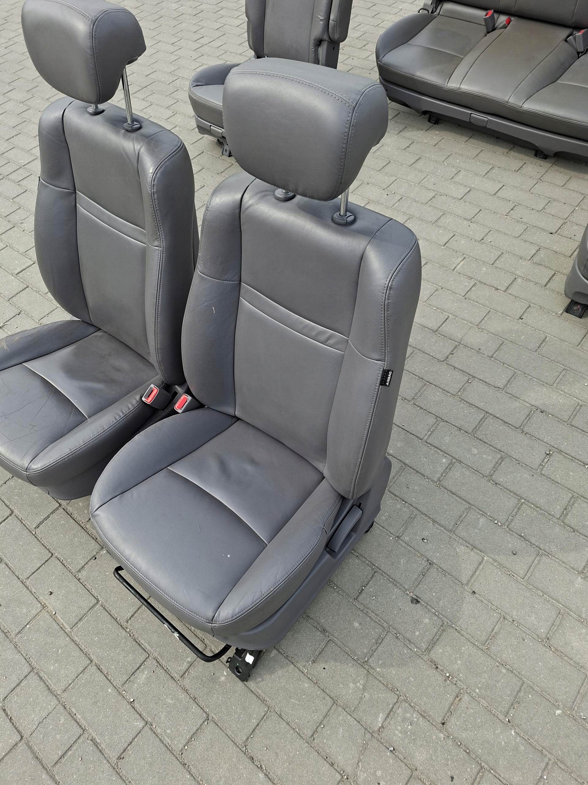 Siège KOMPLET SSANGYONG RODIUS II