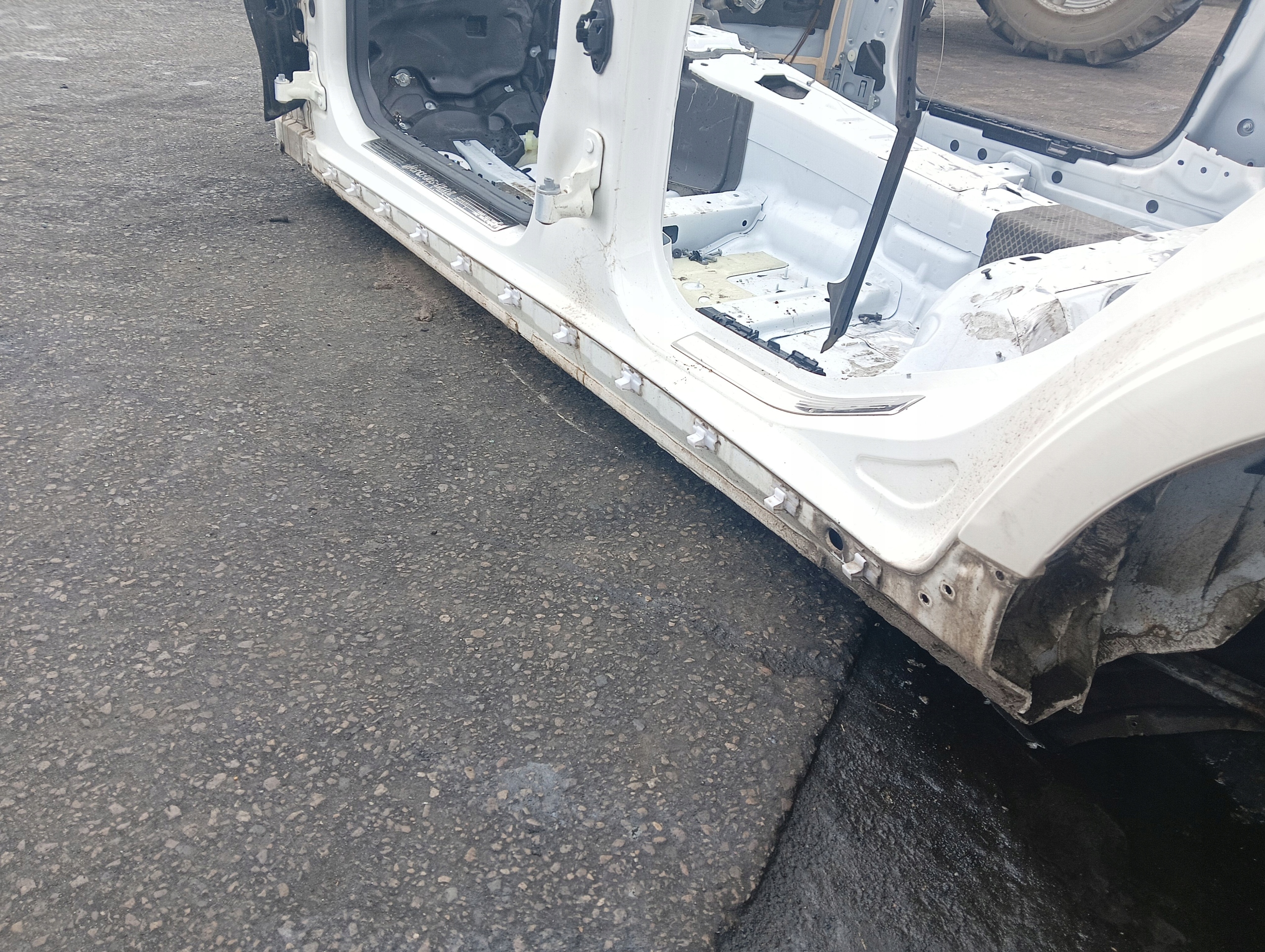 threshold left pillar central MERCEDES CLS X218 SHOOTING BRAKE (12-14) 799
