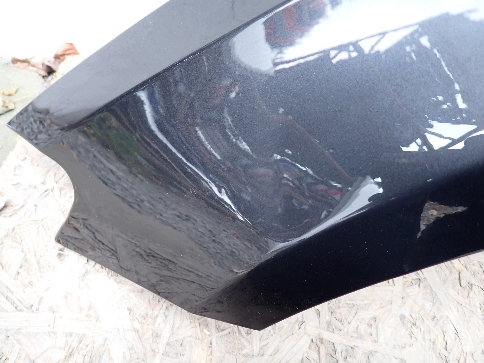 blatník levý předek přední MERCEDES E třída 214 2023- A2148810300