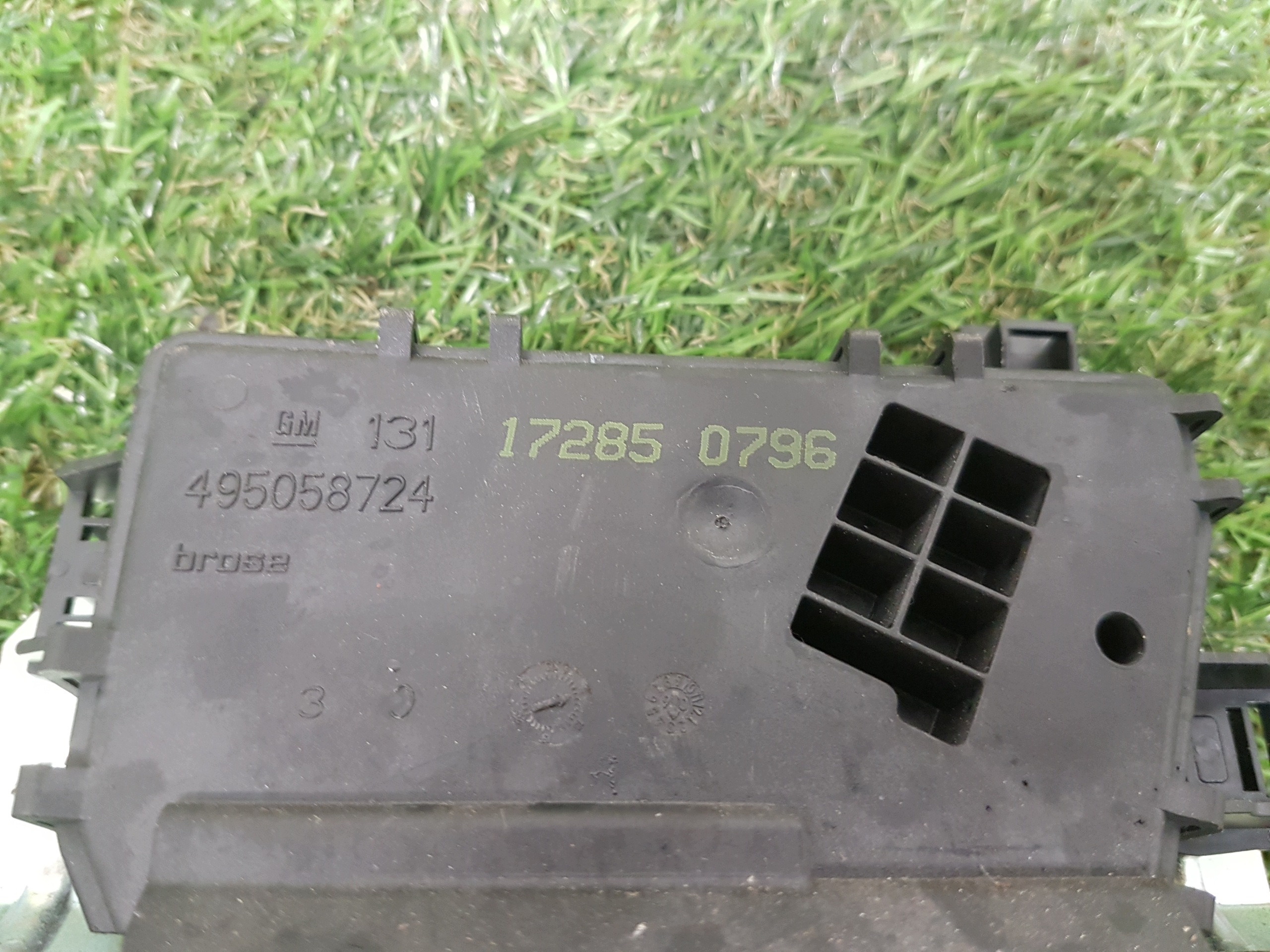 lock bonnet boot OPEL ZAFIRA B