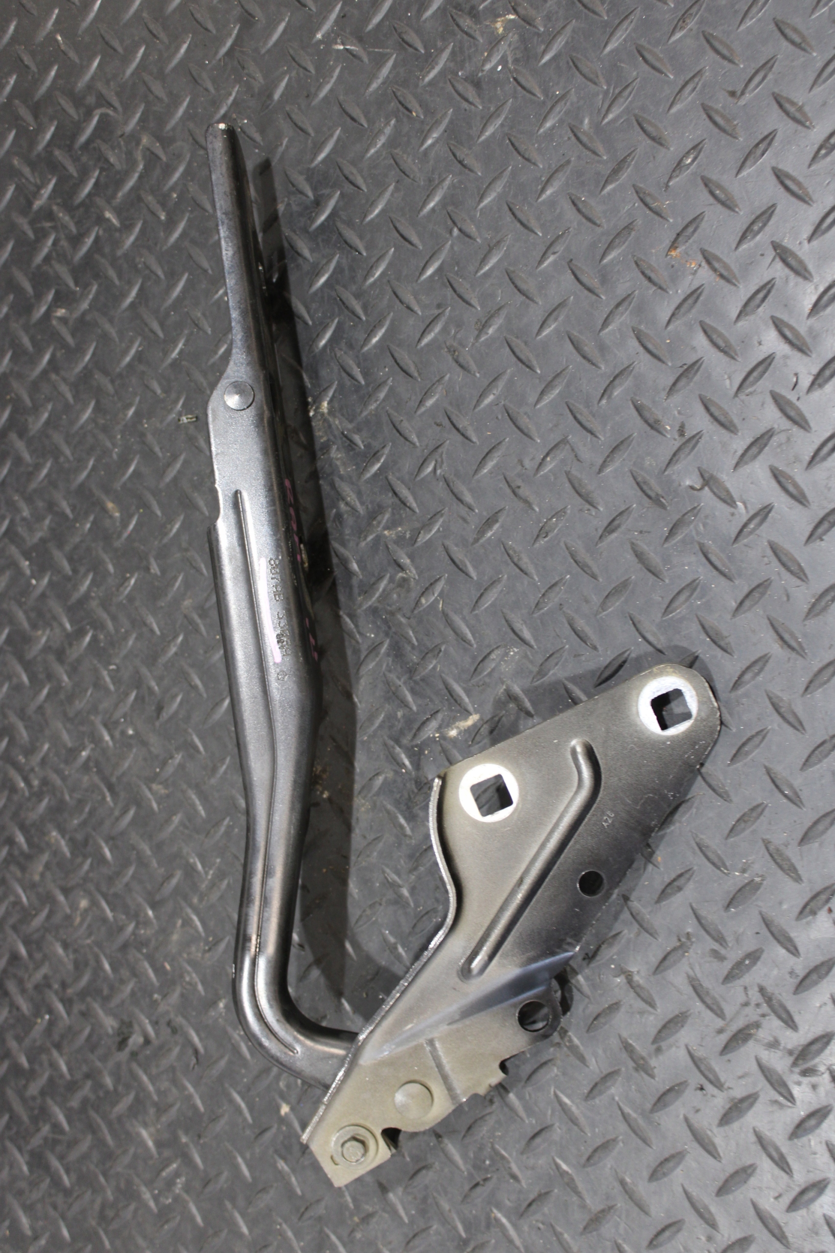 hinge bonnets left DODGE RAM V 5 807AB